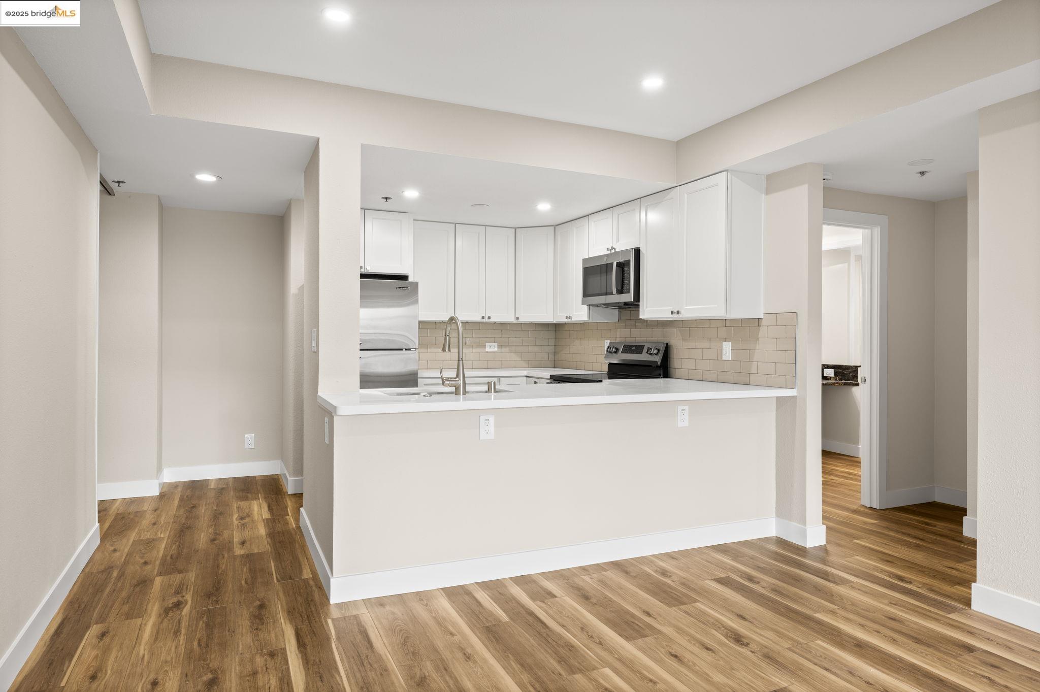 Detail Gallery Image 14 of 59 For 601 Van Ness Ave #441,  San Francisco,  CA 94102 - 1 Beds | 1 Baths