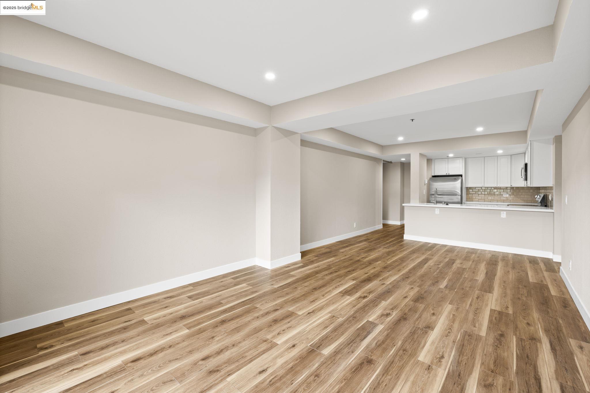 Detail Gallery Image 8 of 59 For 601 Van Ness Ave #441,  San Francisco,  CA 94102 - 1 Beds | 1 Baths