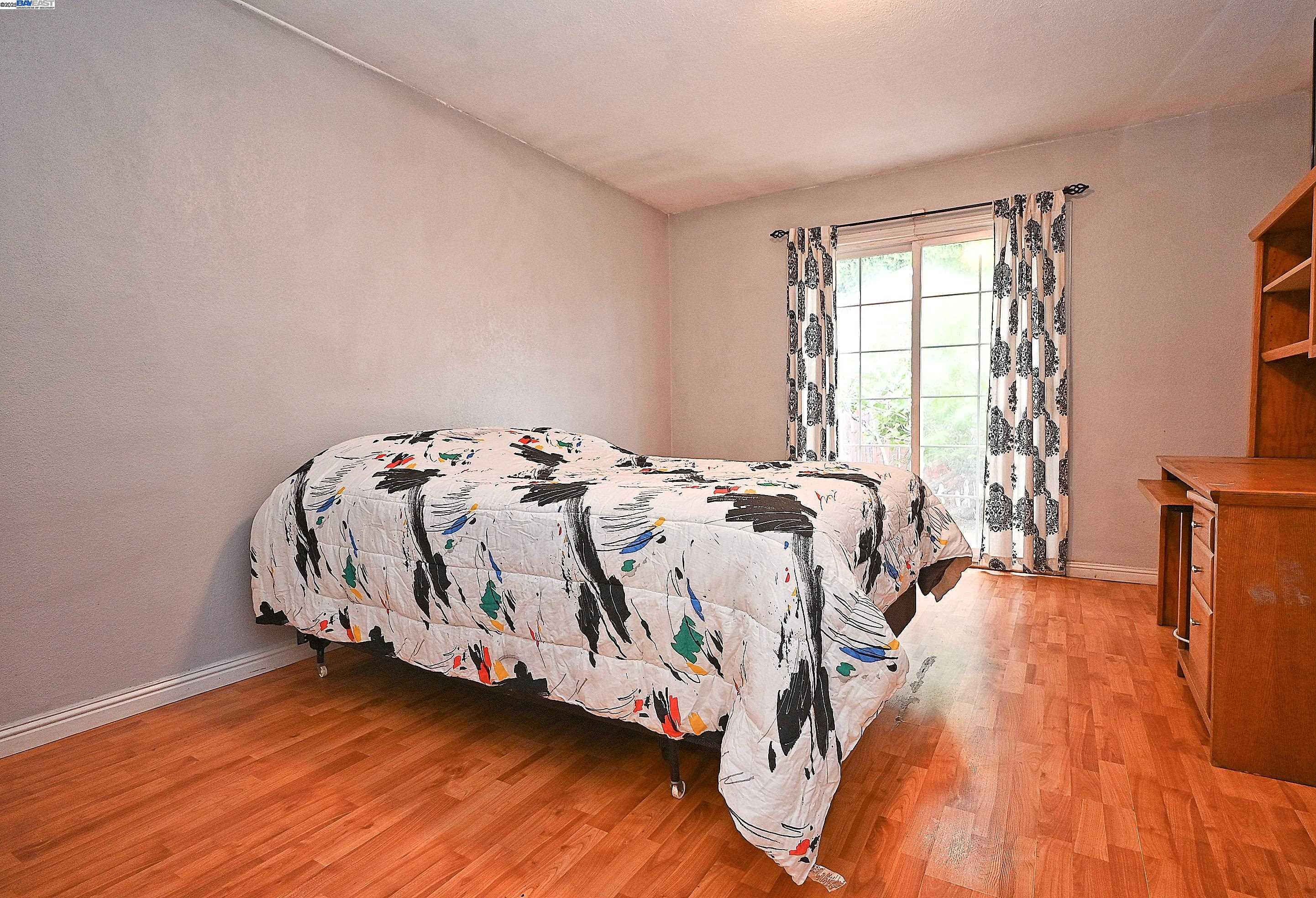 Detail Gallery Image 20 of 29 For 19092 Ricardo Ave, San Lorenzo,  CA 94541 - 5 Beds | 2/1 Baths