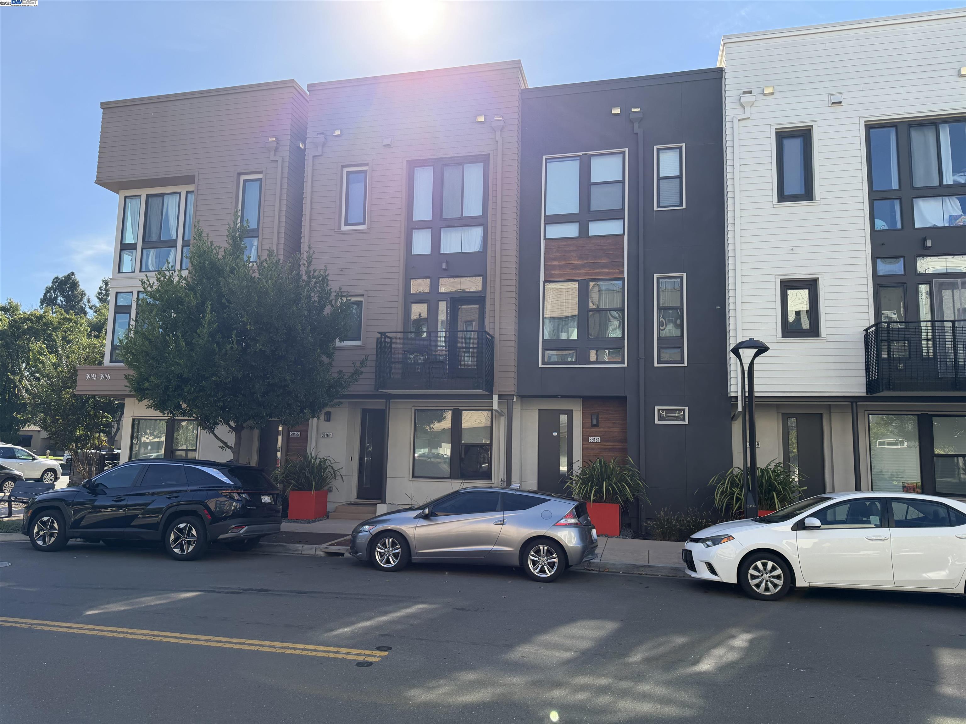 Front Image Thumbnail for BE41118861