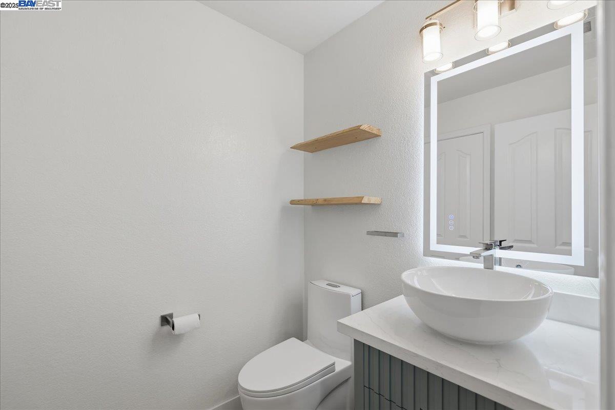 Detail Gallery Image 13 of 30 For 4345 Conejo Dr, Danville,  CA 94506 - 3 Beds | 2/1 Baths