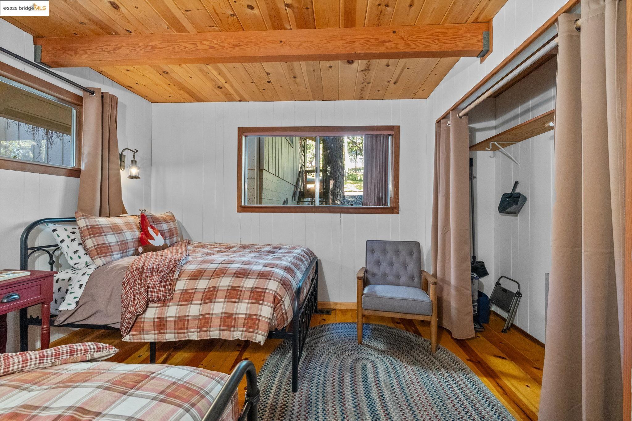 Detail Gallery Image 12 of 32 For 17819 Robin Rd, Twain Harte,  CA 95383 - 3 Beds | 2/1 Baths