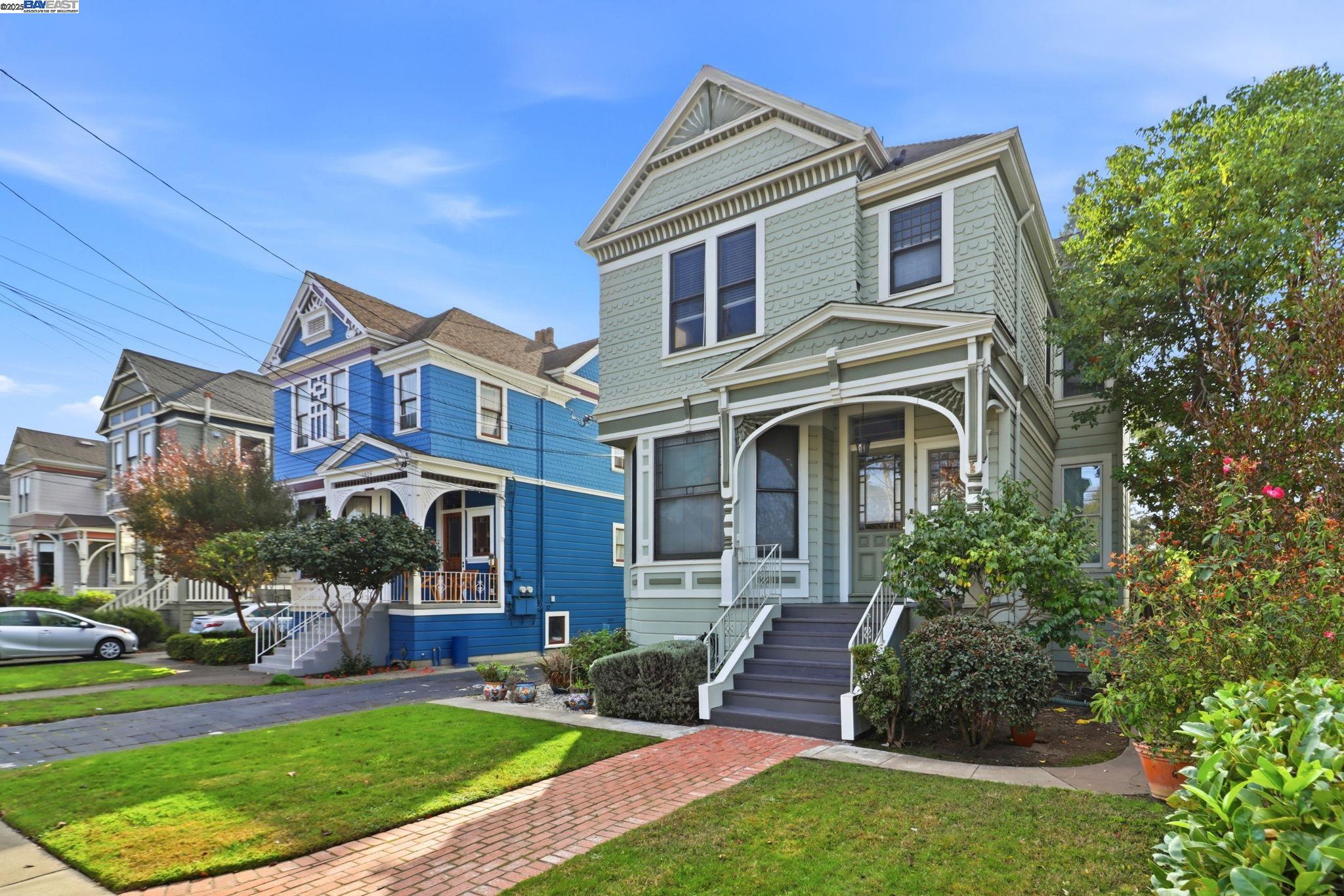 Detail Gallery Image 2 of 14 For 1822 San Antonio Ave, Alameda,  CA 94501 - – Beds | – Baths