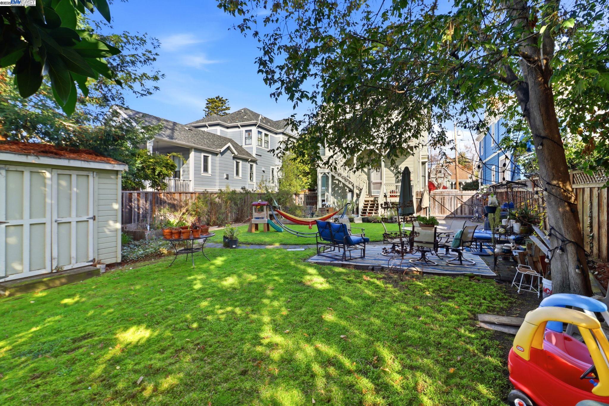 Detail Gallery Image 10 of 14 For 1822 San Antonio Ave, Alameda,  CA 94501 - – Beds | – Baths