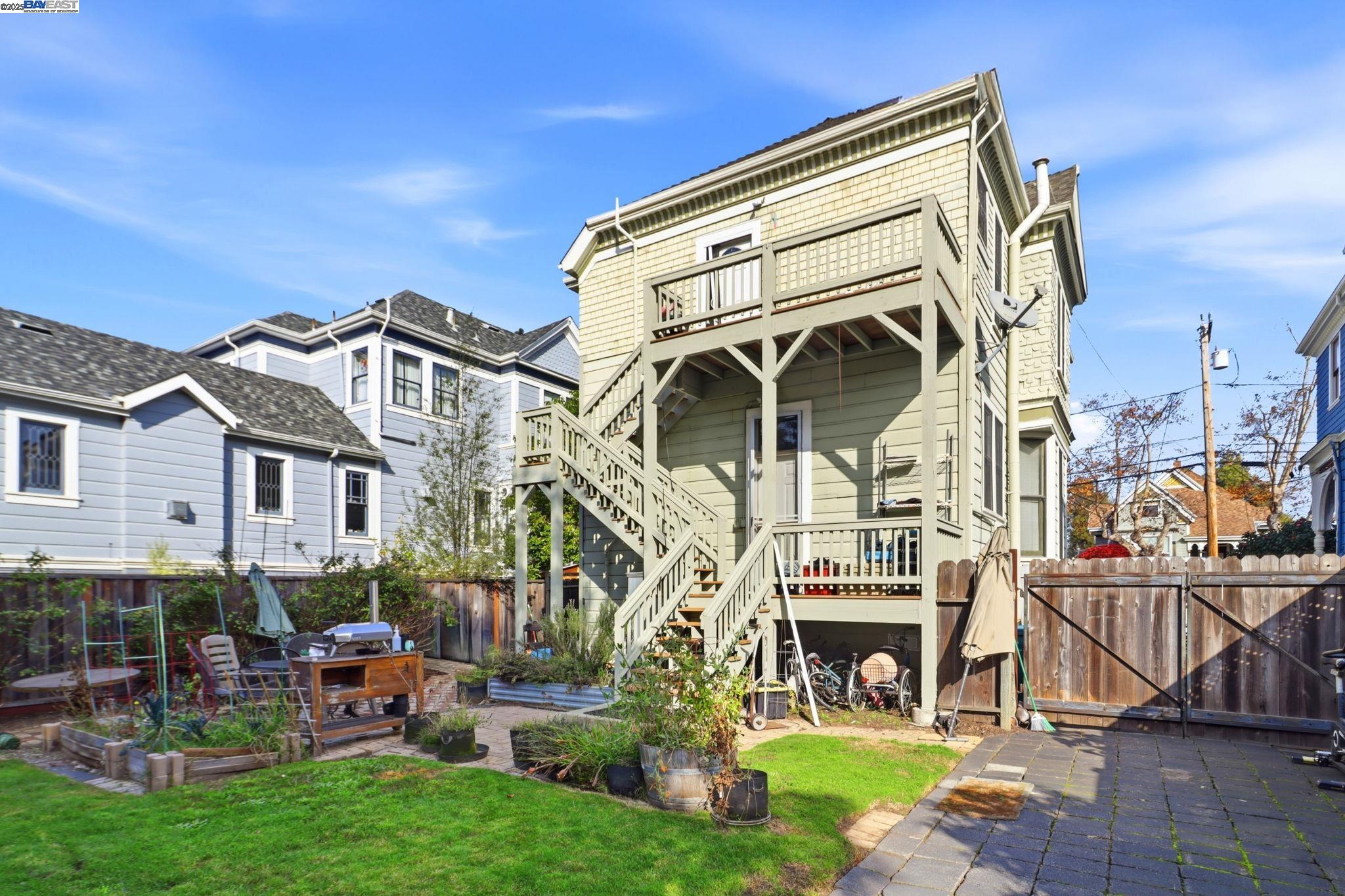 Detail Gallery Image 9 of 15 For 1822 San Antonio Ave, Alameda,  CA 94501 - – Beds | – Baths