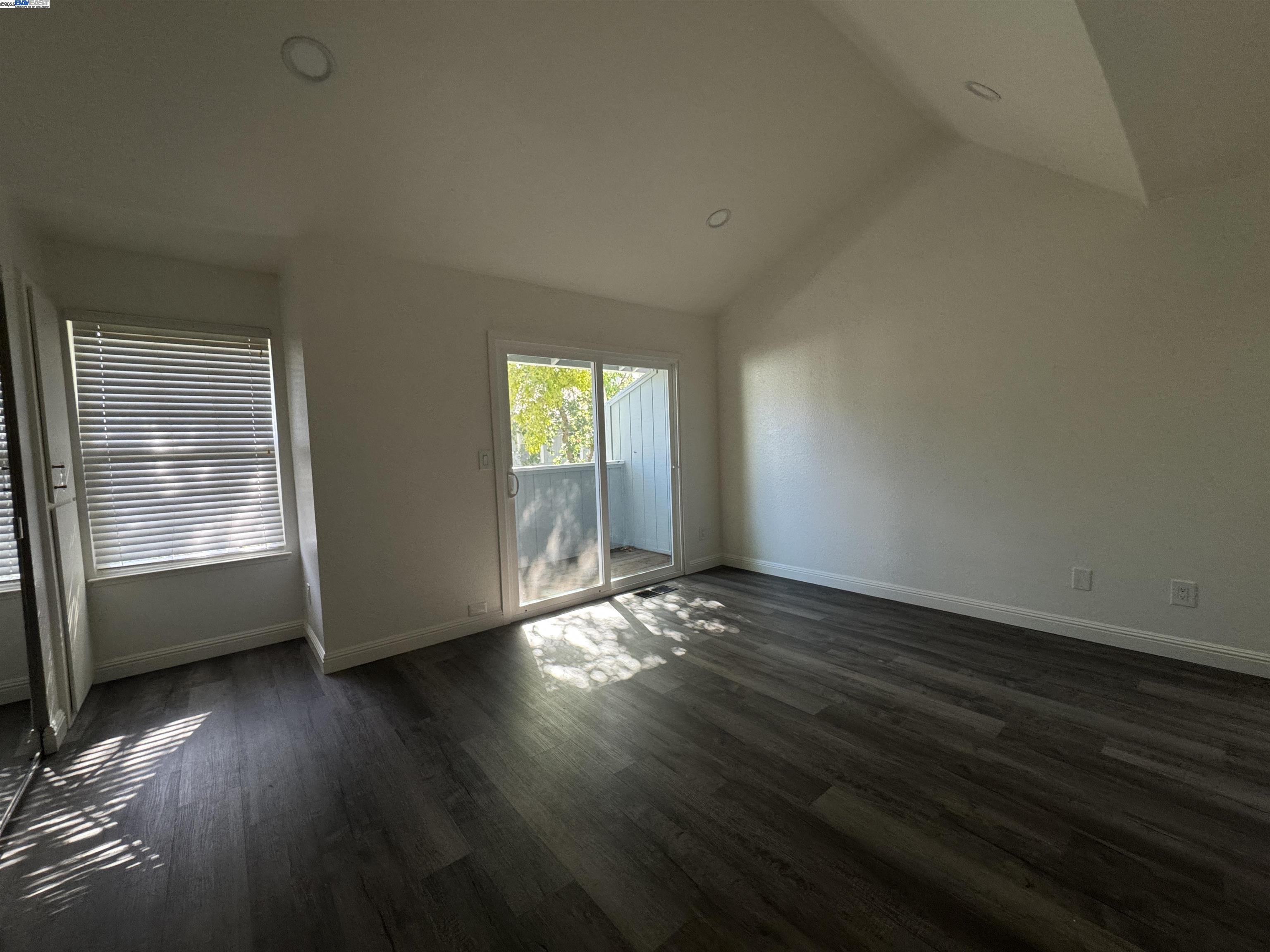 Detail Gallery Image 12 of 14 For 4207 Sheldon Circle, Pleasanton,  CA 94588 - 2 Beds | 2/1 Baths