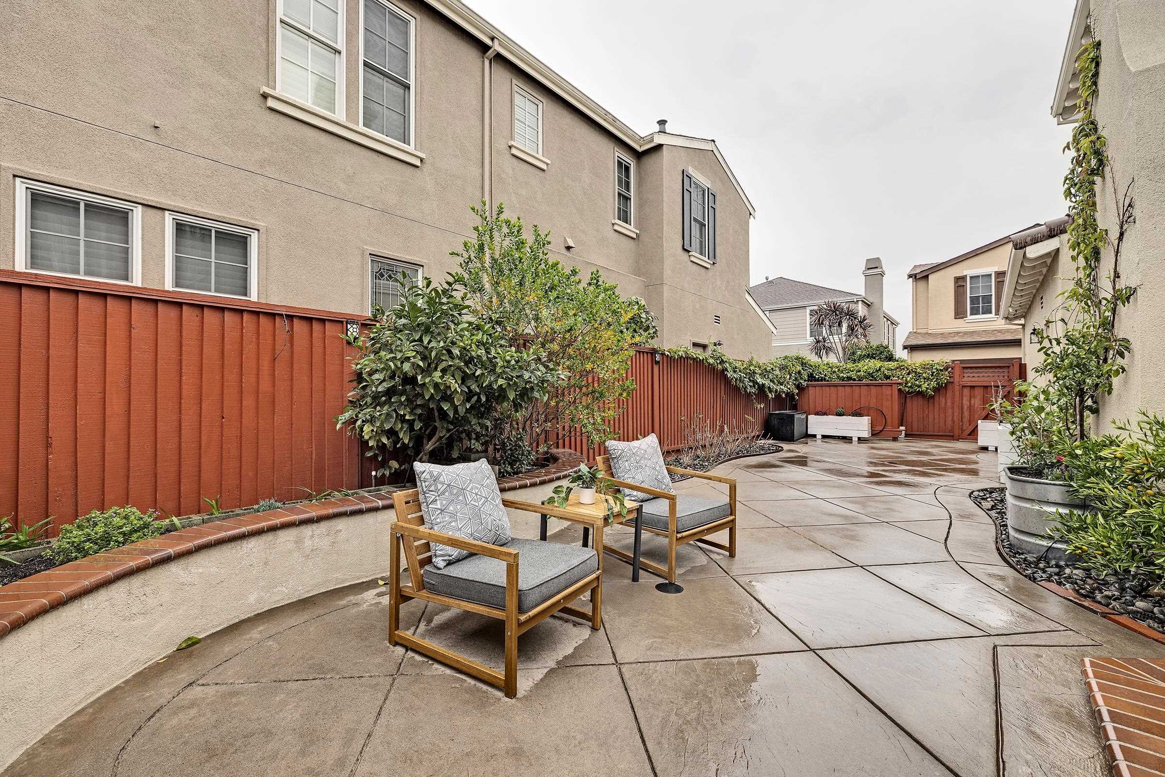 Detail Gallery Image 18 of 56 For 2428 Teal Ln, Alameda,  CA 94501 - 4 Beds | 3 Baths