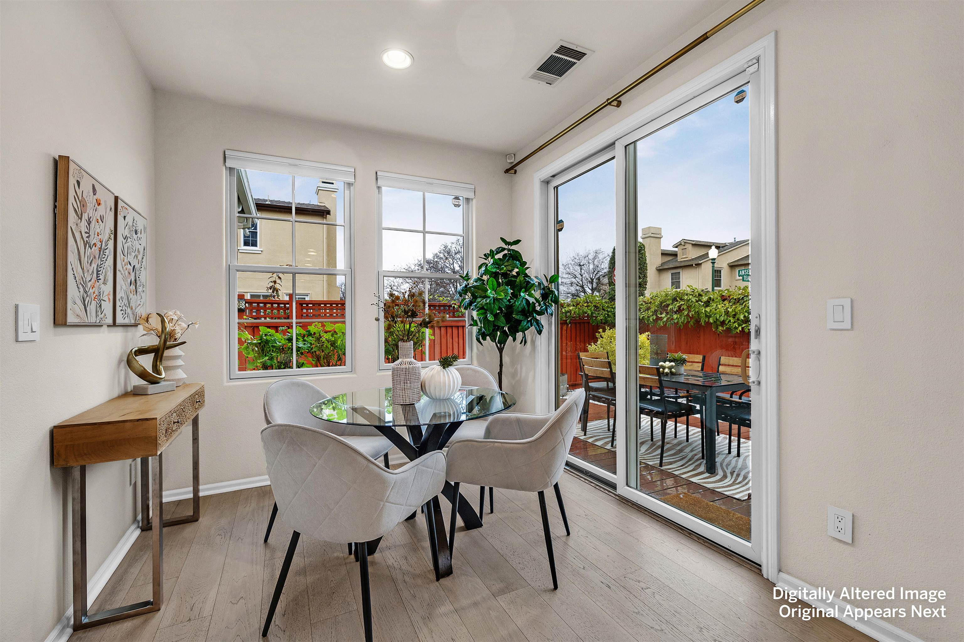 Detail Gallery Image 9 of 56 For 2428 Teal Ln, Alameda,  CA 94501 - 4 Beds | 3 Baths