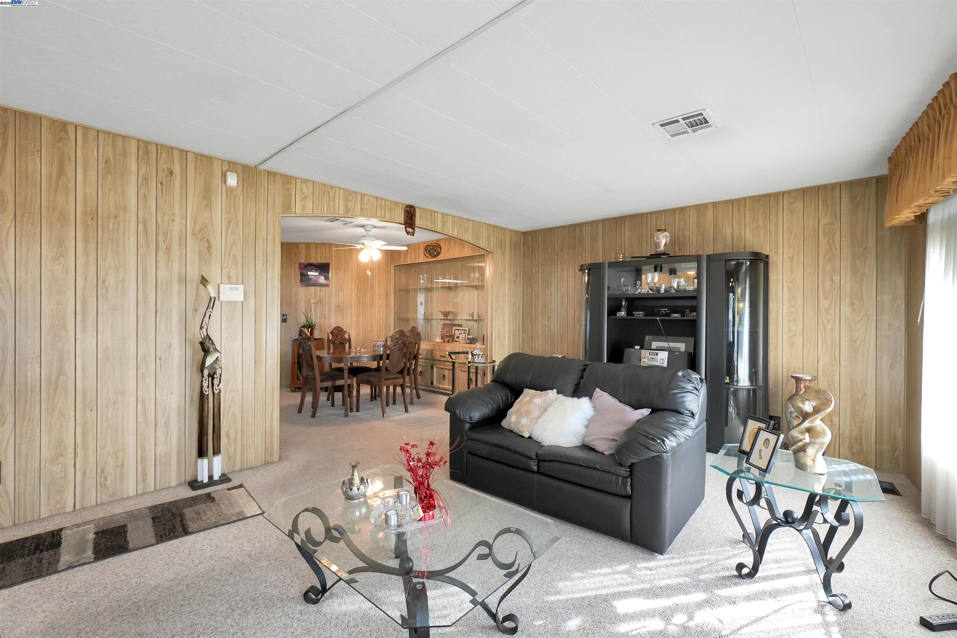 Detail Gallery Image 22 of 52 For 29050 S Westminster, Hayward,  CA 94544 - 2 Beds | 2 Baths