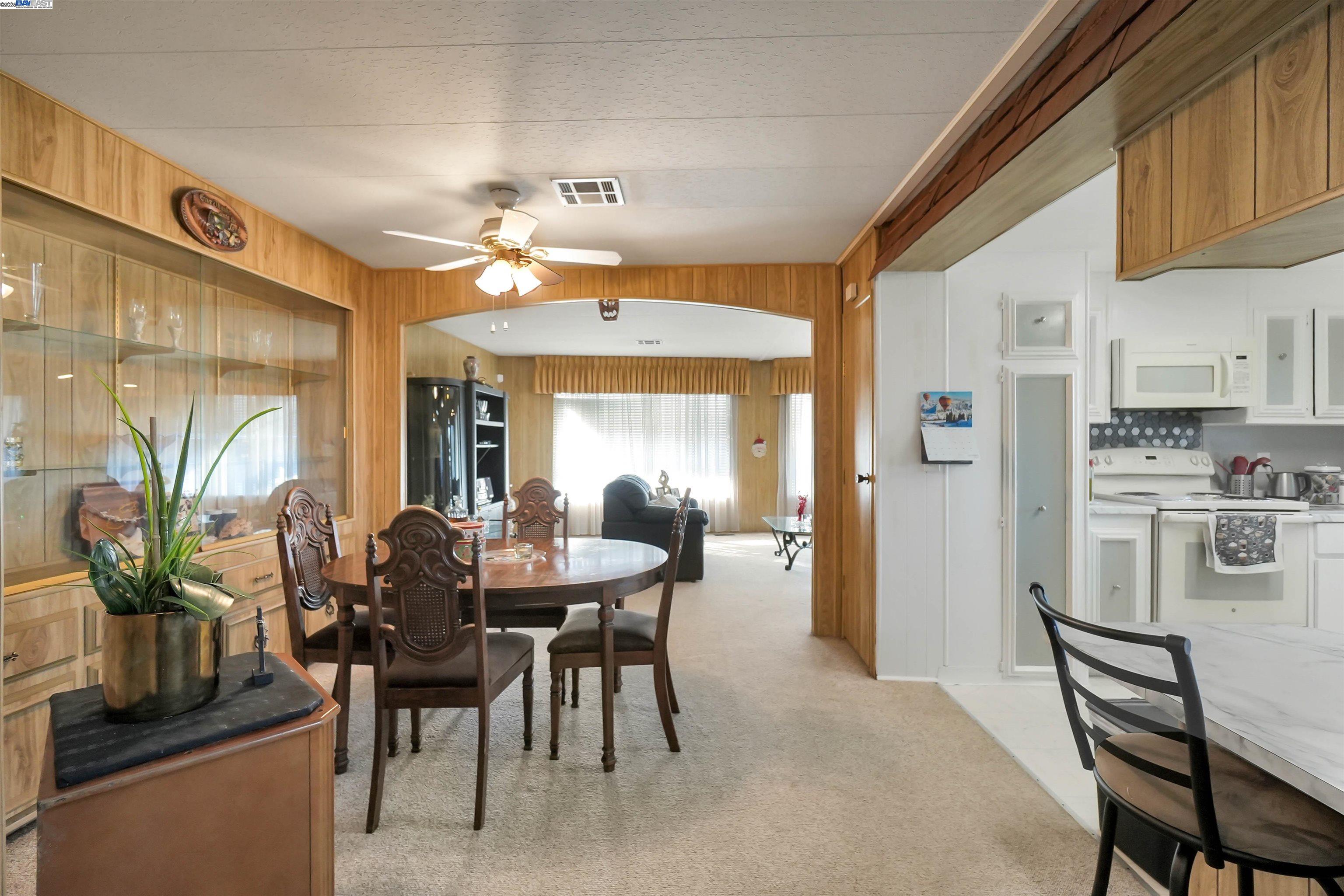 Detail Gallery Image 25 of 52 For 29050 S Westminster, Hayward,  CA 94544 - 2 Beds | 2 Baths