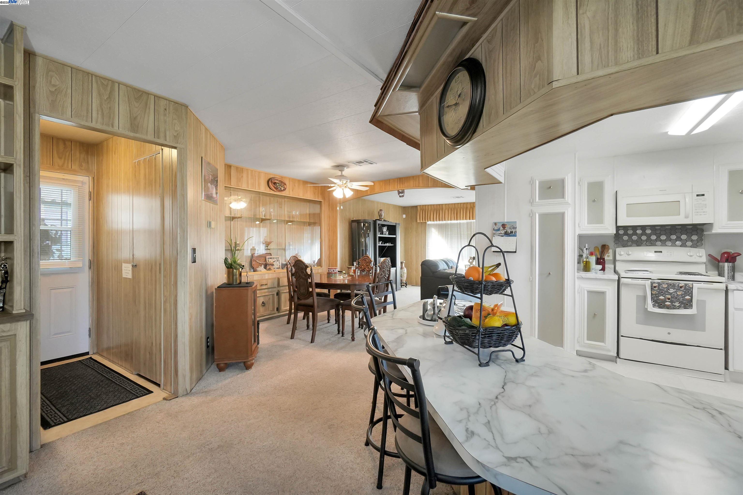 Detail Gallery Image 26 of 52 For 29050 S Westminster, Hayward,  CA 94544 - 2 Beds | 2 Baths