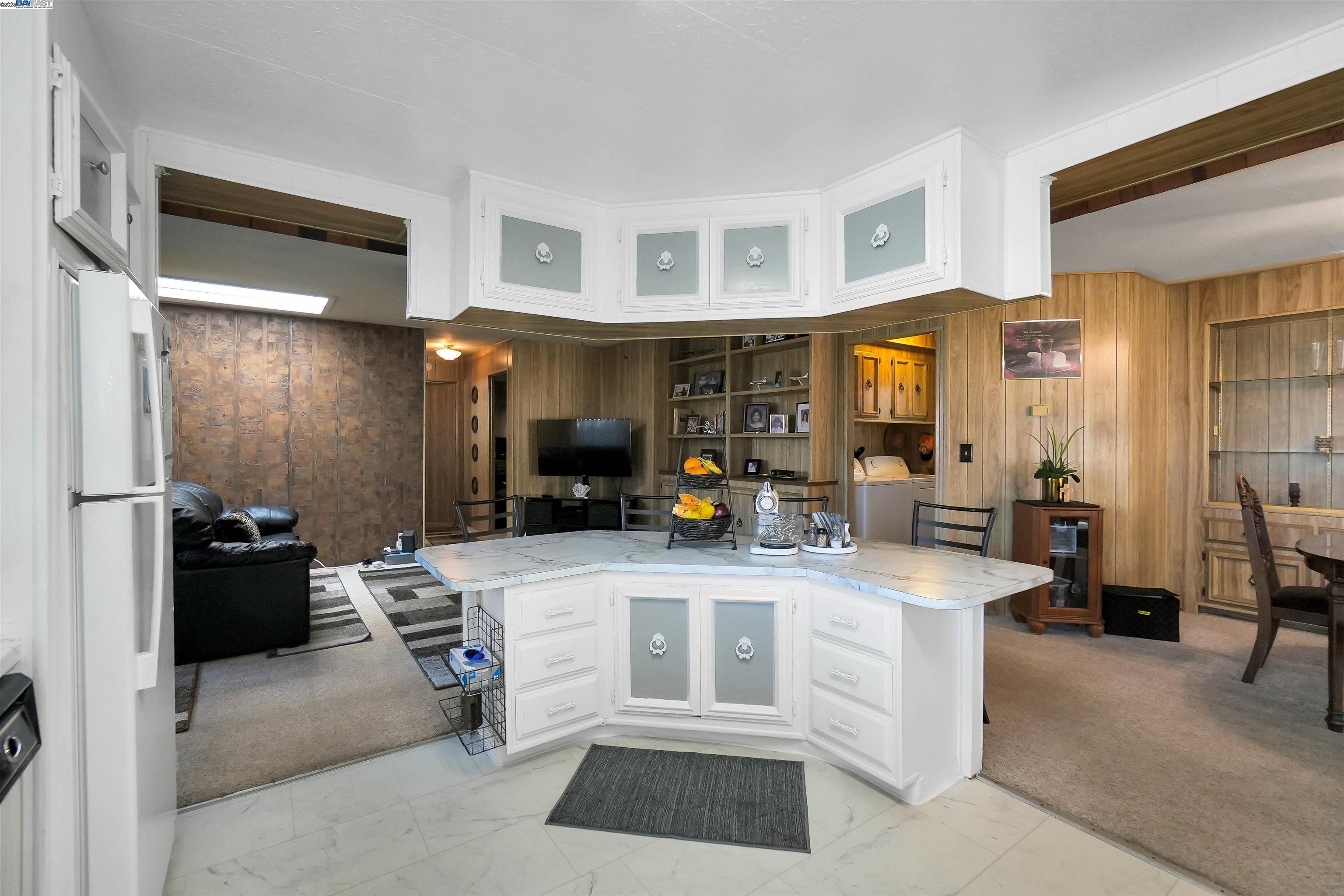 Detail Gallery Image 31 of 52 For 29050 S Westminster, Hayward,  CA 94544 - 2 Beds | 2 Baths