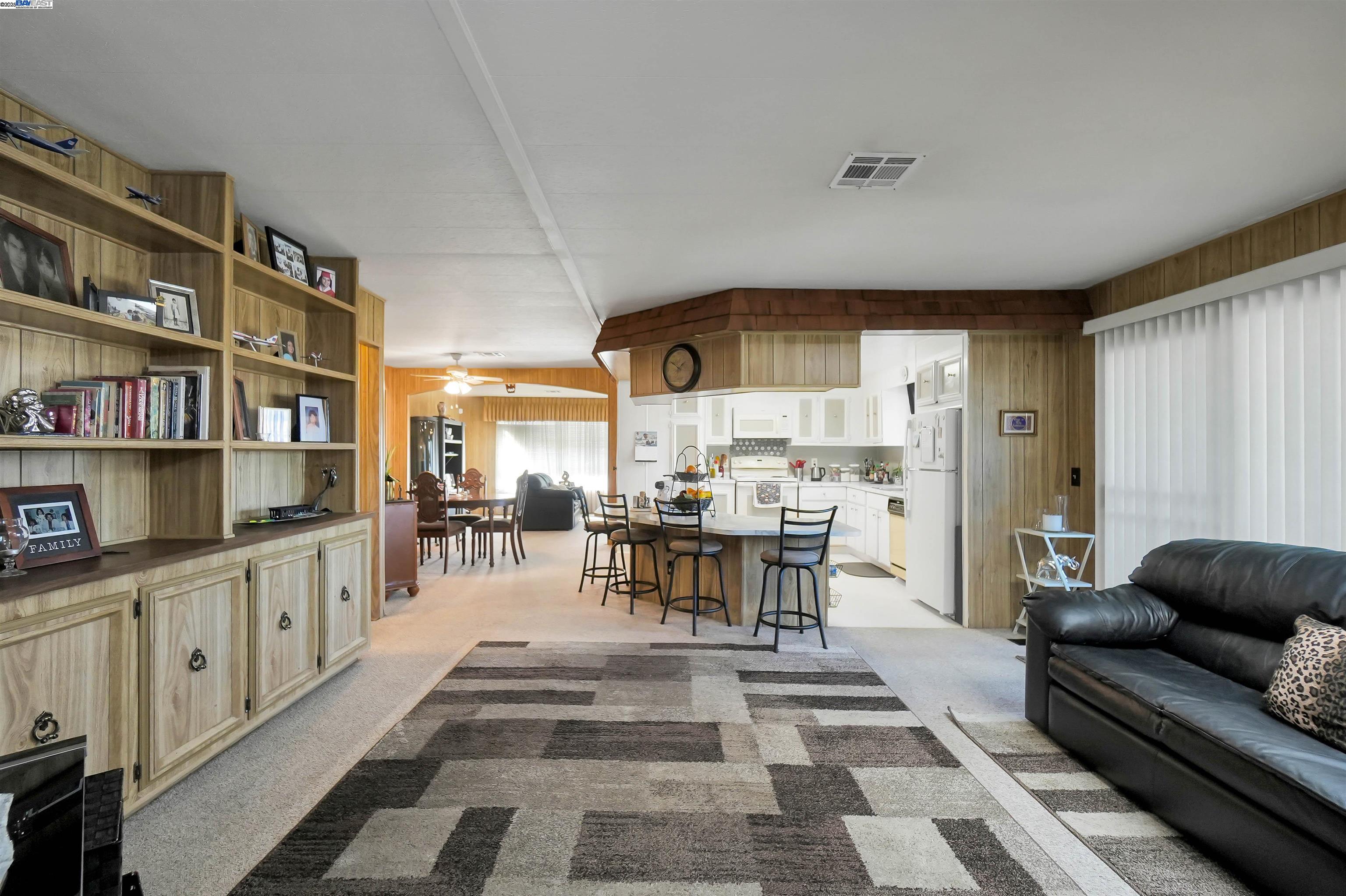 Detail Gallery Image 34 of 52 For 29050 S Westminster, Hayward,  CA 94544 - 2 Beds | 2 Baths