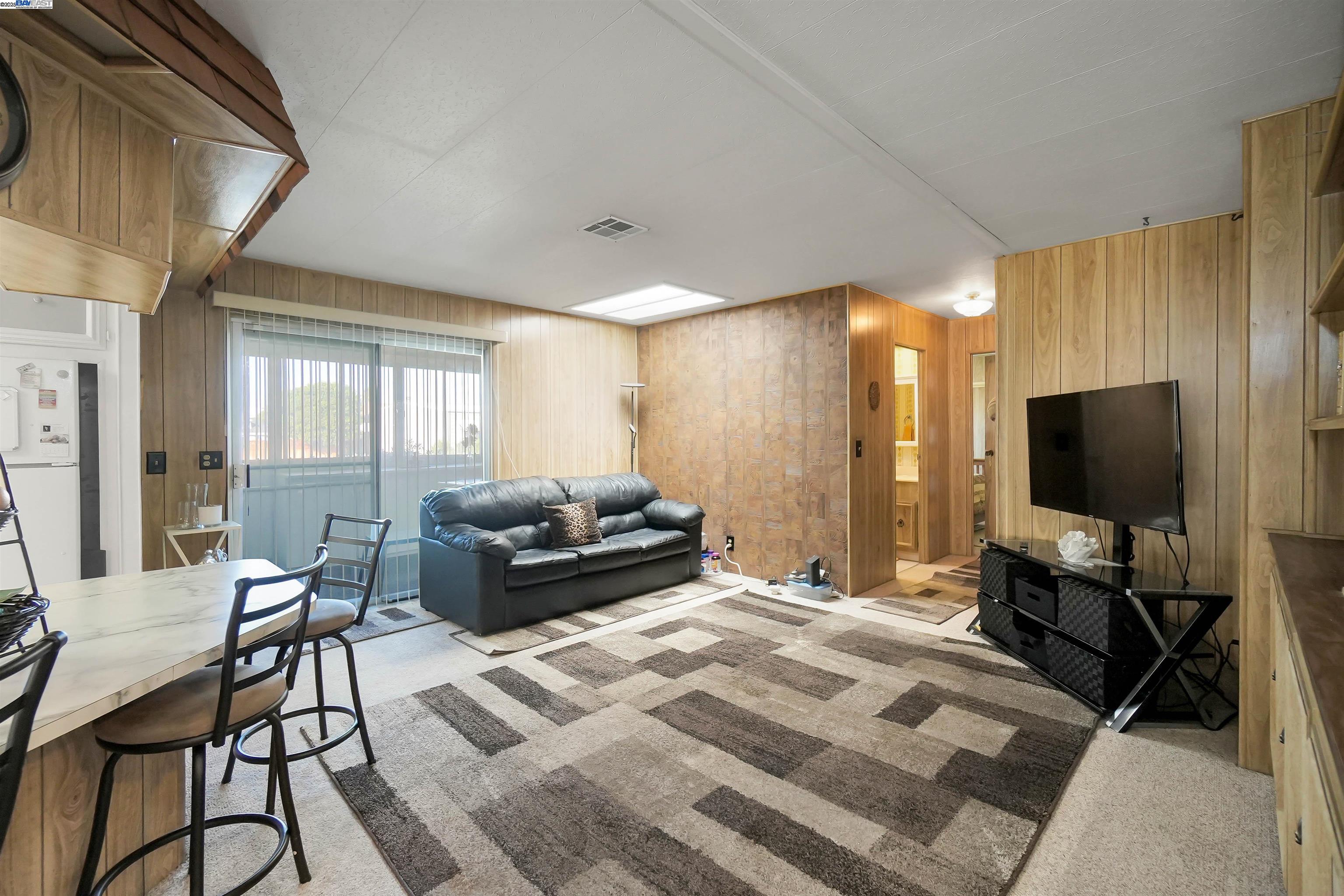 Detail Gallery Image 35 of 52 For 29050 S Westminster, Hayward,  CA 94544 - 2 Beds | 2 Baths