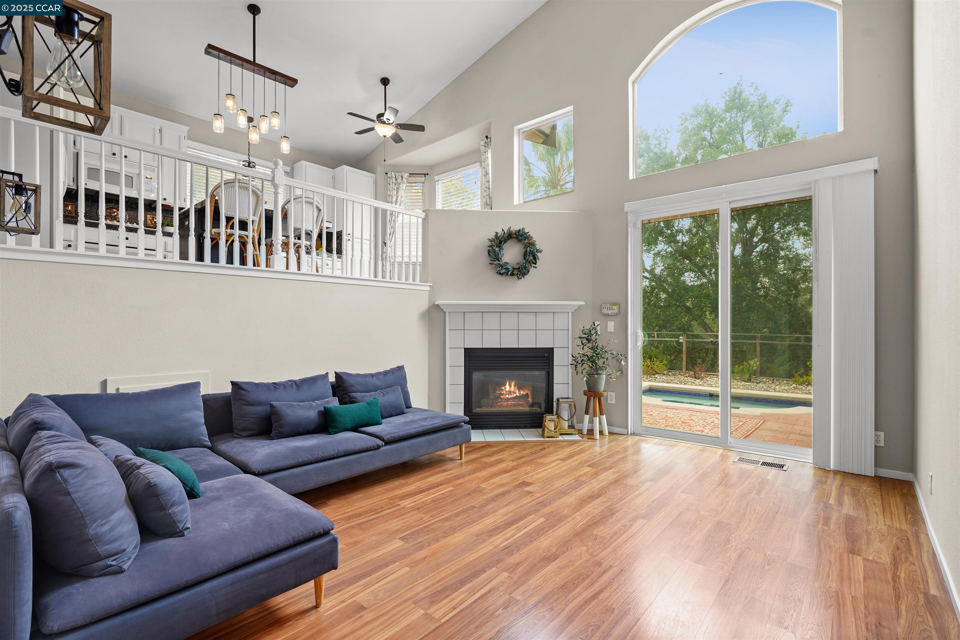 Detail Gallery Image 11 of 38 For 2063 Bluerock Ct, Concord,  CA 94521-1672 - 3 Beds | 2 Baths