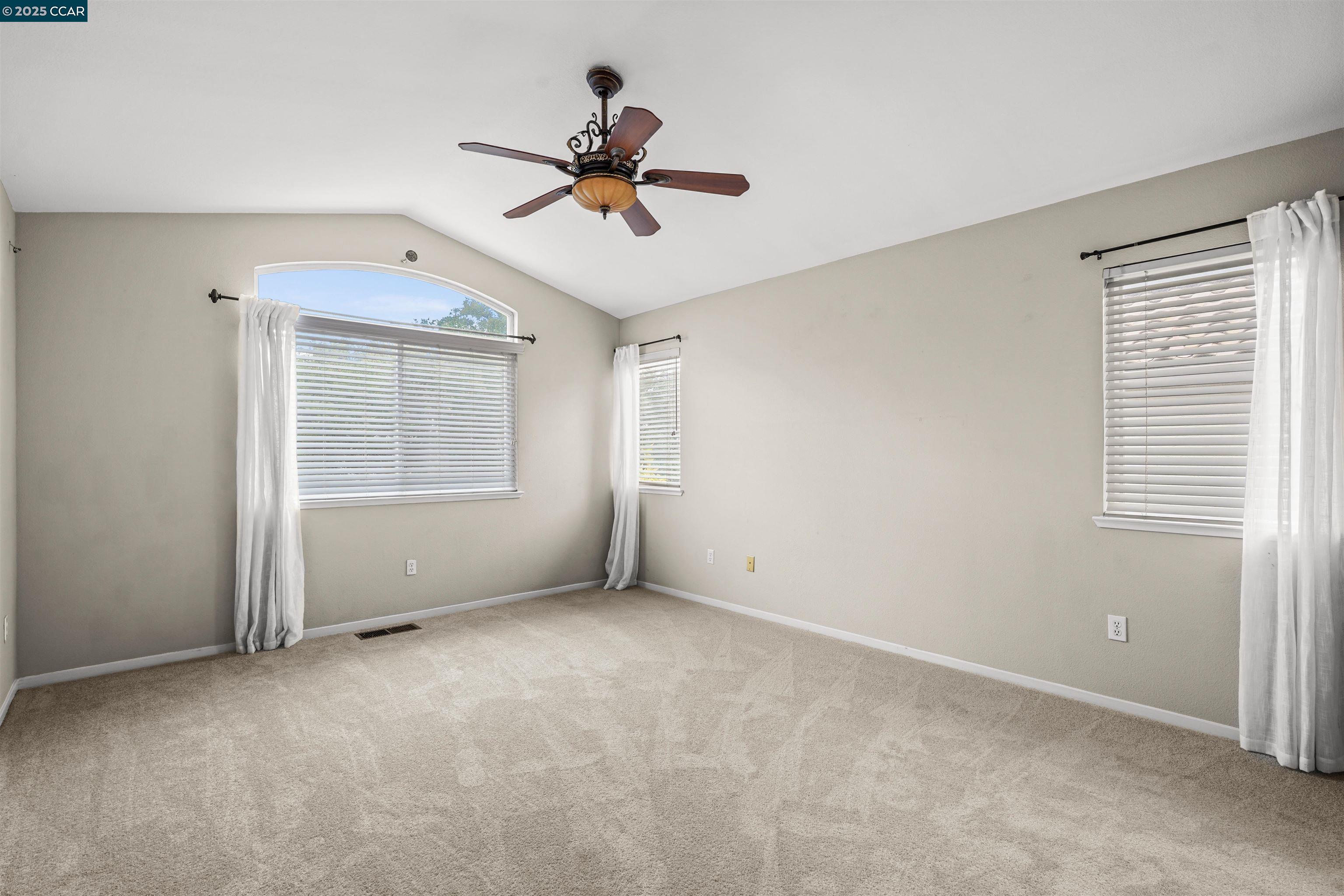 Detail Gallery Image 28 of 38 For 2063 Bluerock Ct, Concord,  CA 94521-1672 - 3 Beds | 2 Baths