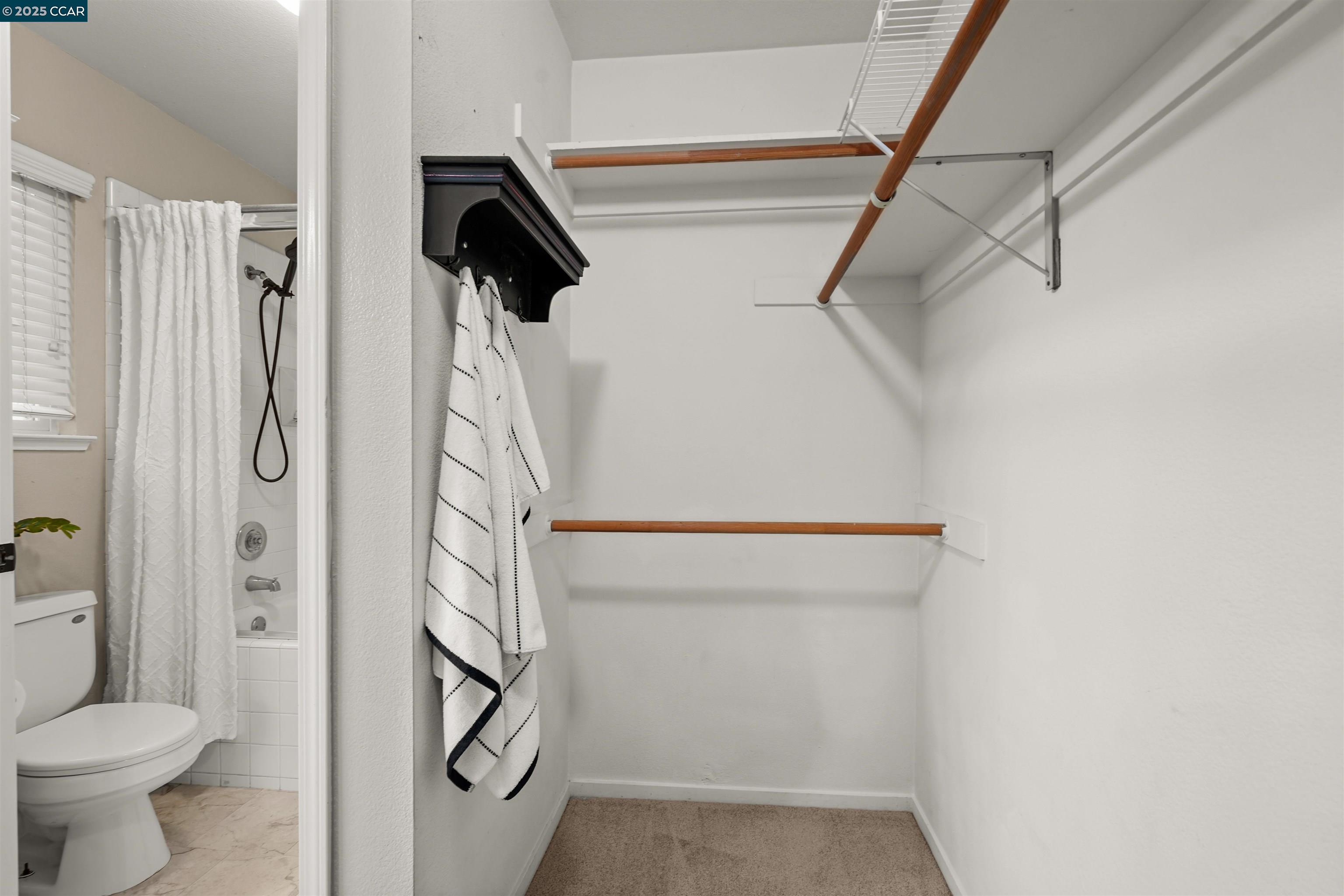 Detail Gallery Image 34 of 38 For 2063 Bluerock Ct, Concord,  CA 94521-1672 - 3 Beds | 2 Baths