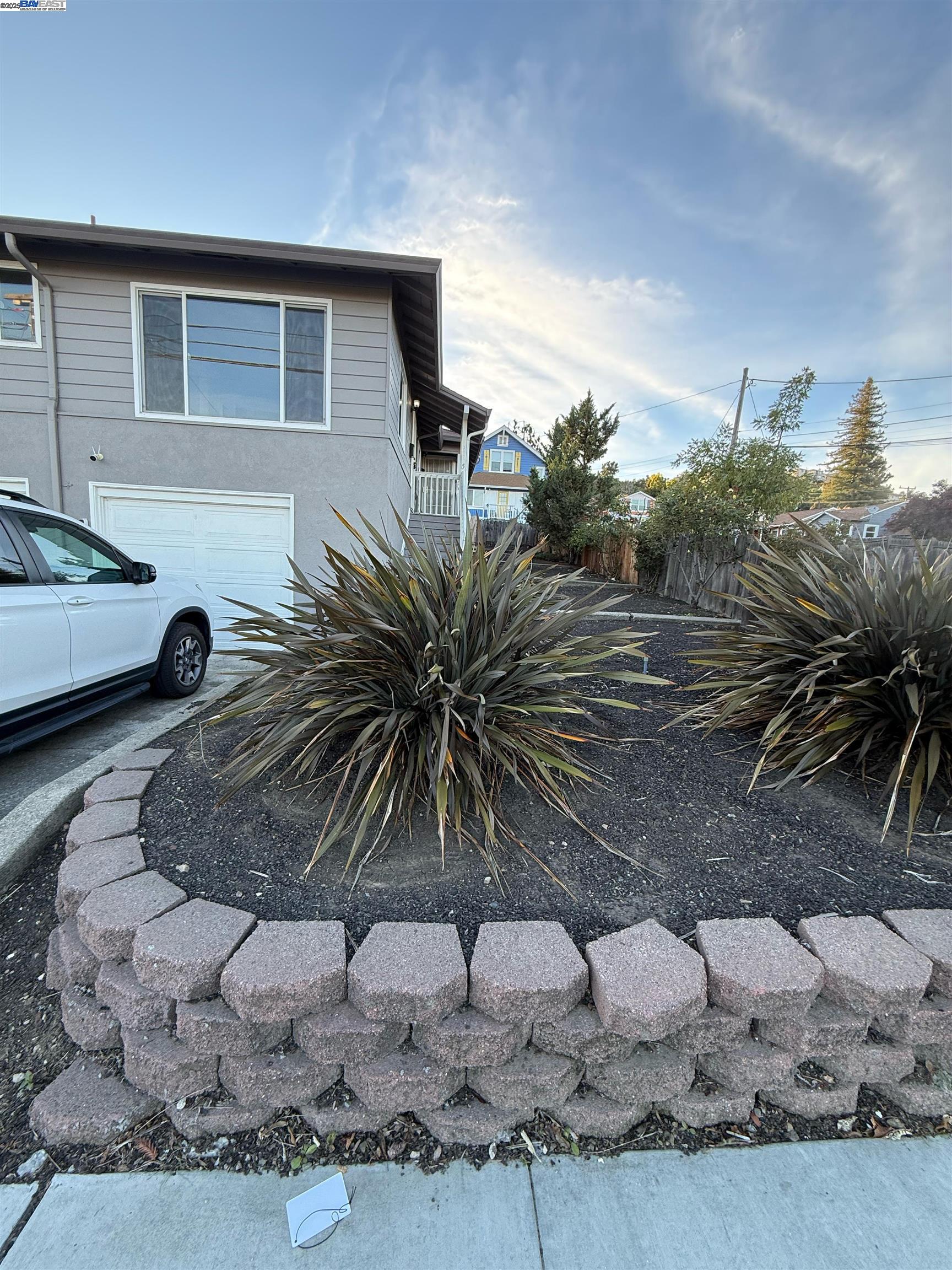 Detail Gallery Image 12 of 13 For 20275 Stanton Ave a,  Castro Valley,  CA 94546 - 2 Beds | 1 Baths