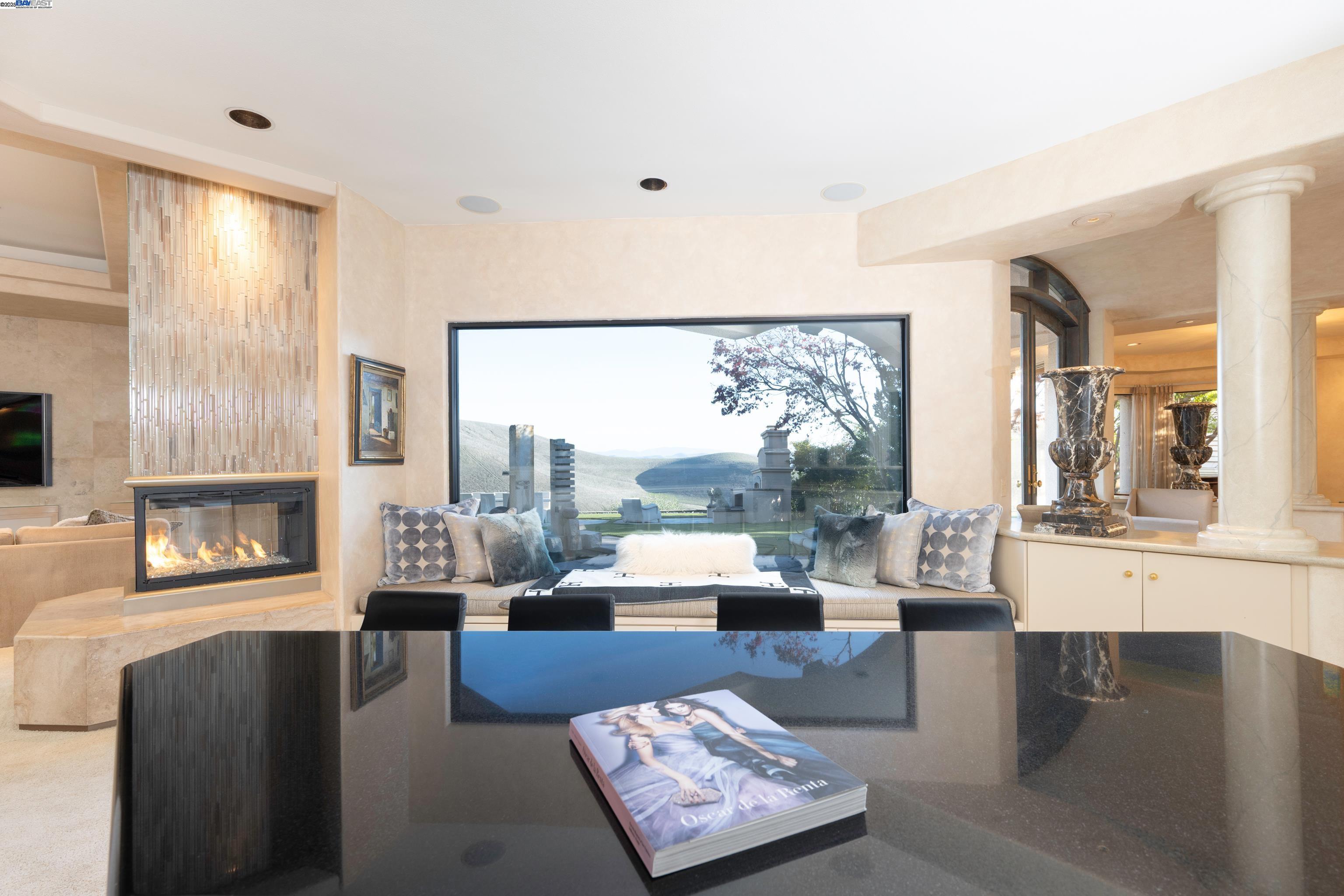 Detail Gallery Image 5 of 49 For 4478 Deer Ridge Rd, Danville,  CA 94506 - 6 Beds | 5/1 Baths