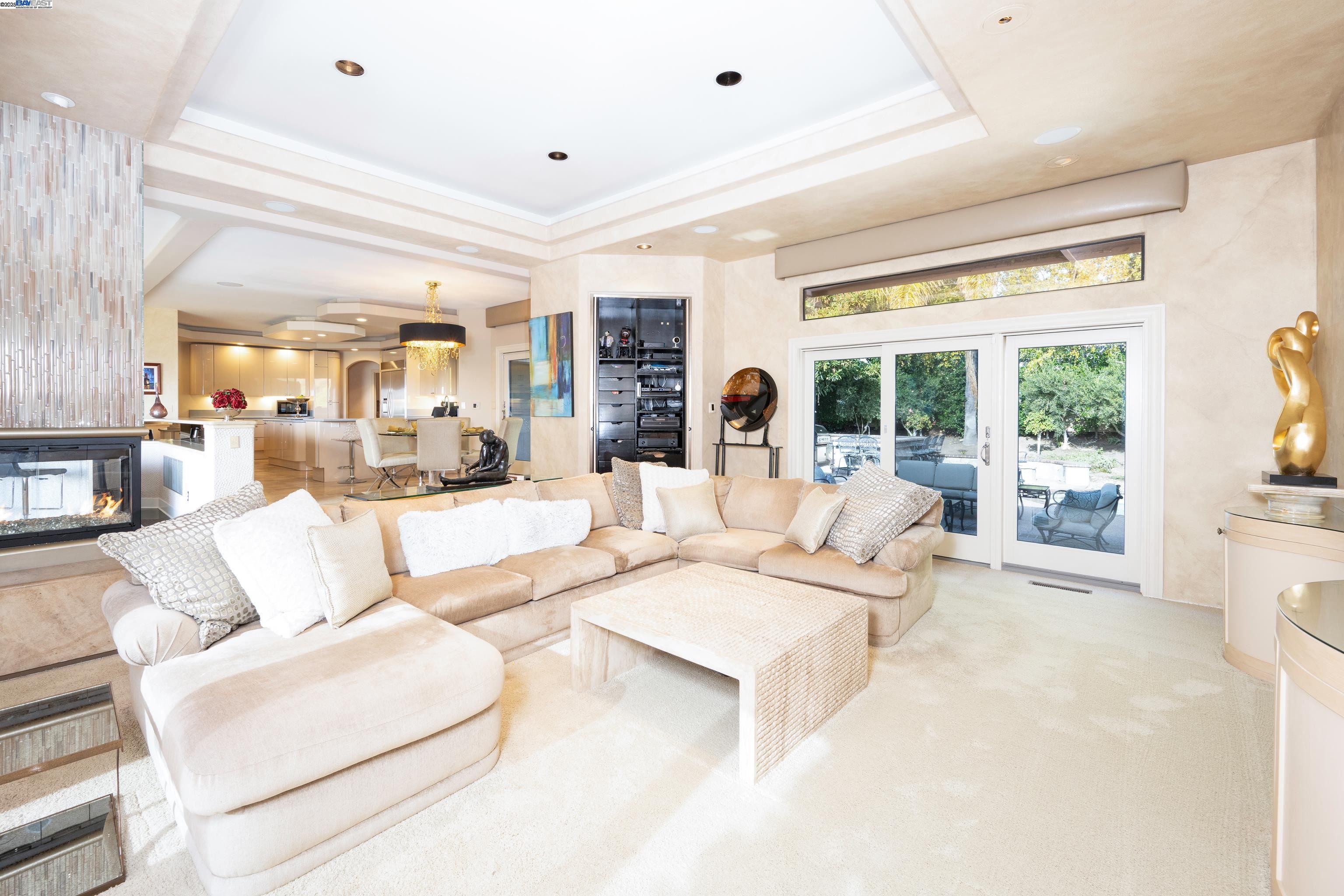 Detail Gallery Image 8 of 49 For 4478 Deer Ridge Rd, Danville,  CA 94506 - 6 Beds | 5/1 Baths