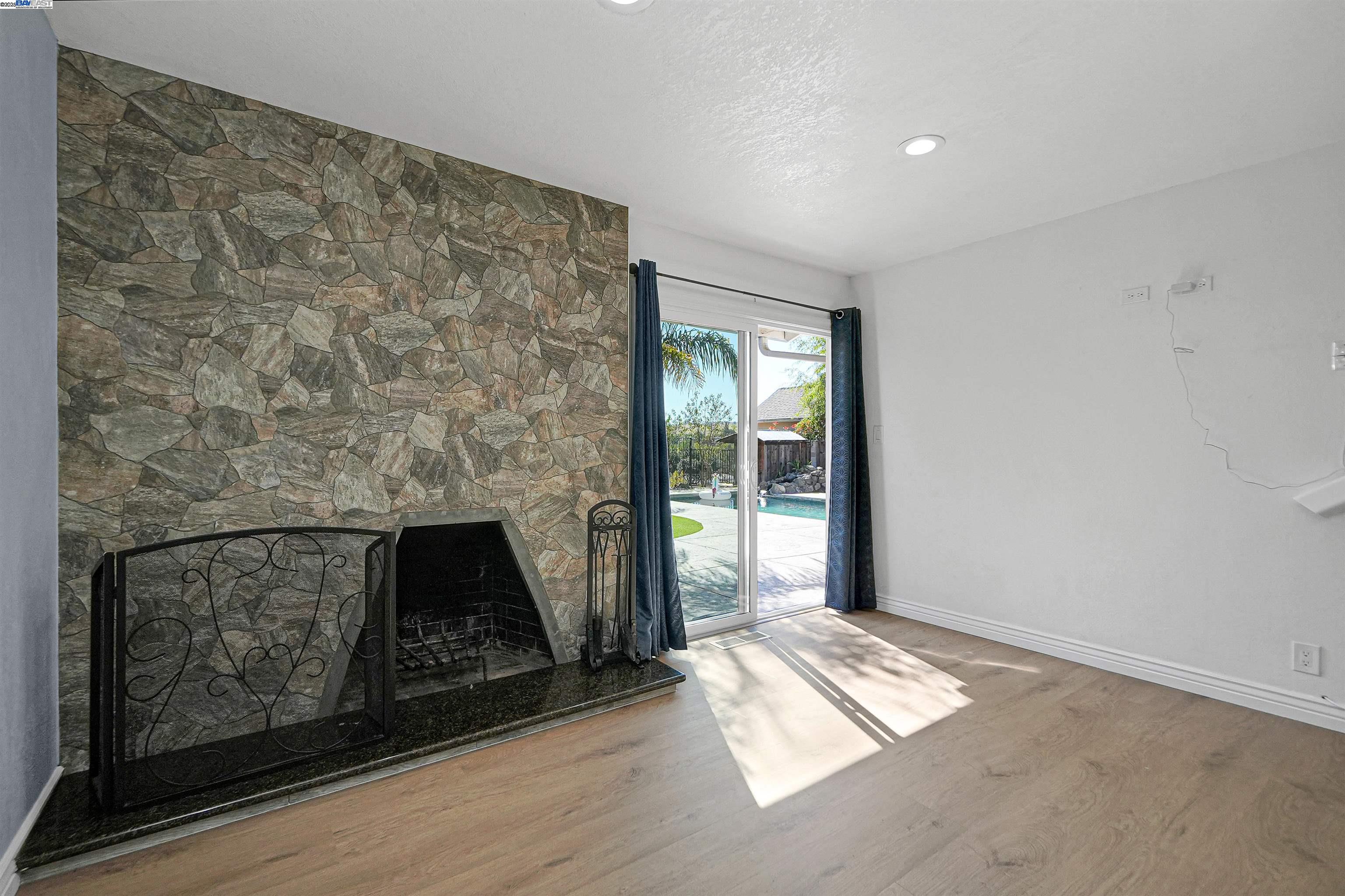 Detail Gallery Image 22 of 59 For 5 Terranova Dr, Antioch,  CA 94509 - 3 Beds | 2 Baths