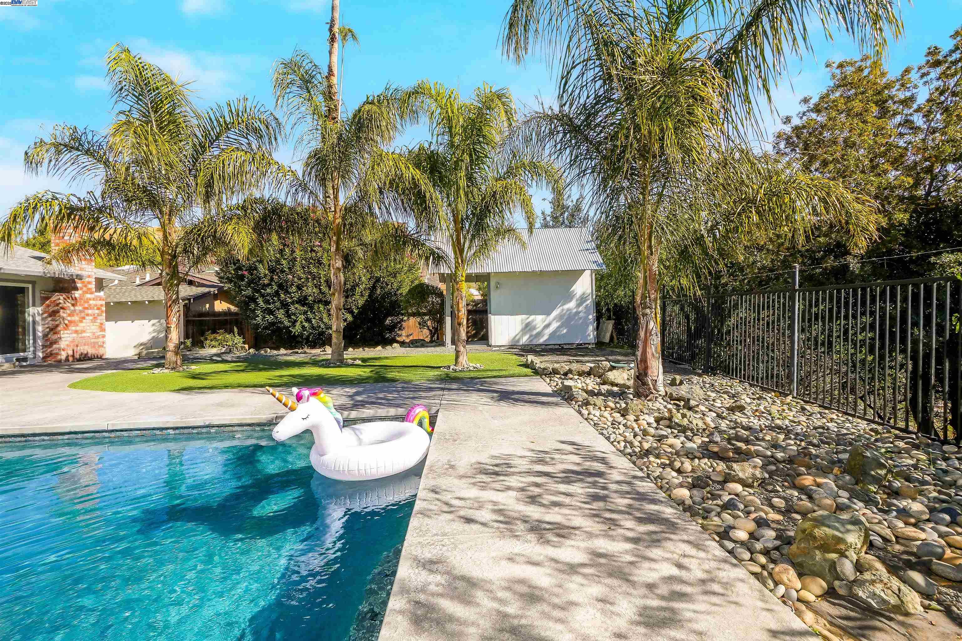 Detail Gallery Image 42 of 59 For 5 Terranova Dr, Antioch,  CA 94509 - 3 Beds | 2 Baths