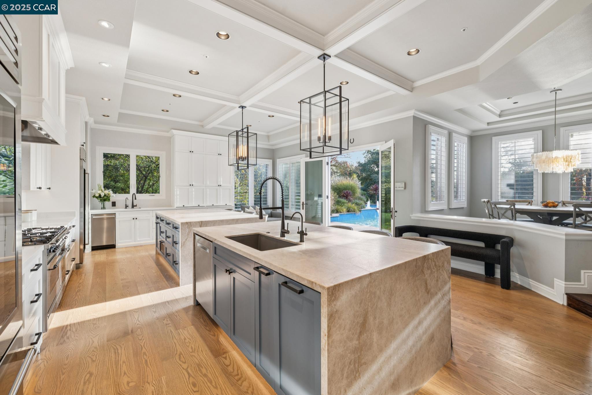 Detail Gallery Image 15 of 60 For 291 Barrington Lane, Alamo,  CA 94507 - 4 Beds | 4/2 Baths