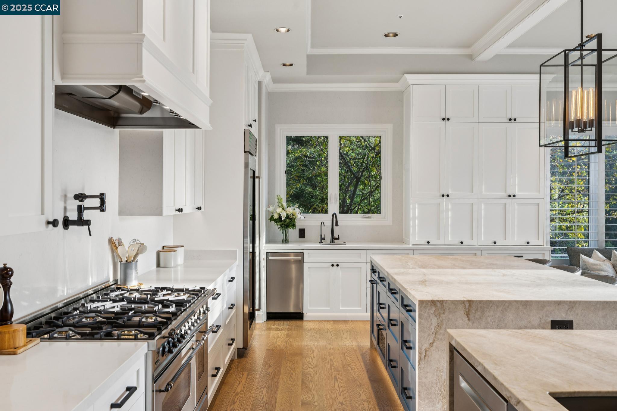 Detail Gallery Image 17 of 60 For 291 Barrington Lane, Alamo,  CA 94507 - 4 Beds | 4/2 Baths