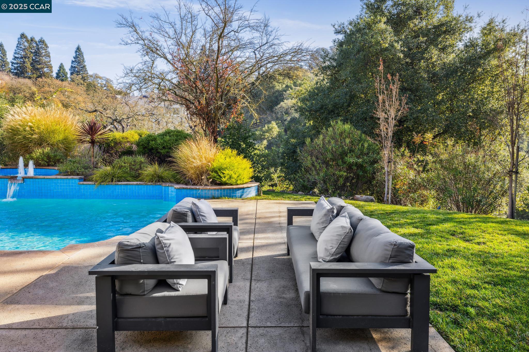 Detail Gallery Image 54 of 60 For 291 Barrington Lane, Alamo,  CA 94507 - 4 Beds | 4/2 Baths