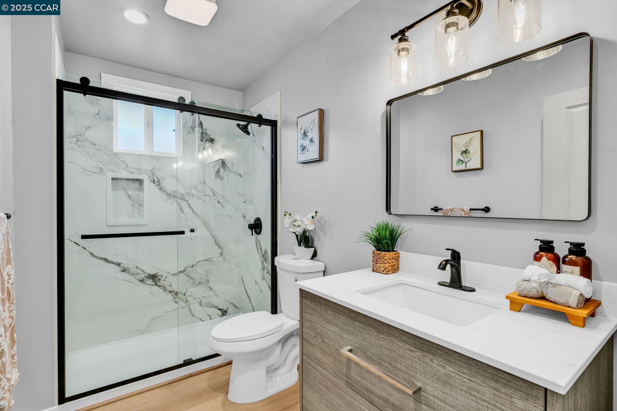 Detail Gallery Image 32 of 48 For 4405 Mcglothen Way, Richmond,  CA 94806 - 3 Beds | 1 Baths