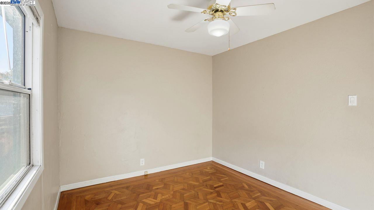 Detail Gallery Image 23 of 40 For 22825 Watkins St, Hayward,  CA 94541 - 3 Beds | 1 Baths