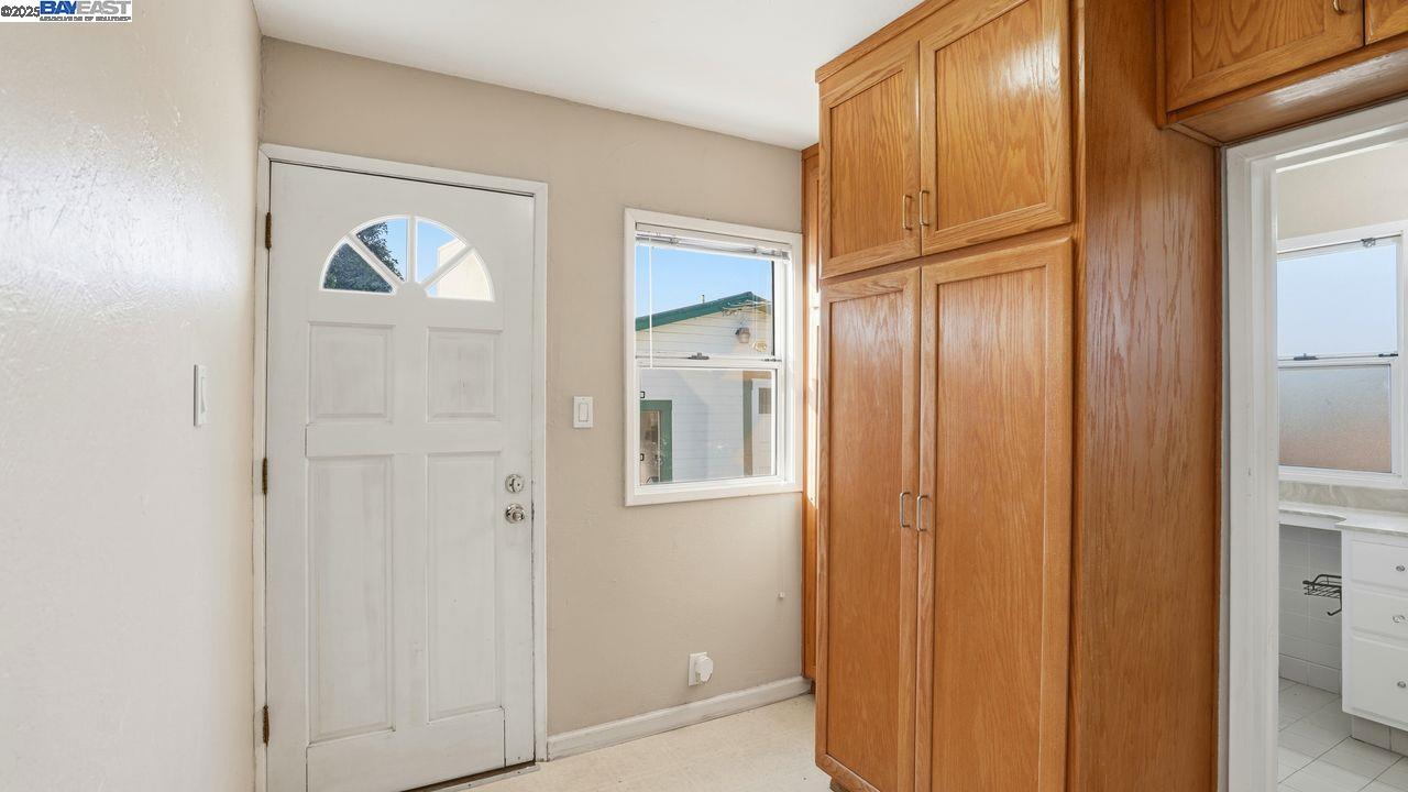 Detail Gallery Image 31 of 40 For 22825 Watkins St, Hayward,  CA 94541 - 3 Beds | 1 Baths