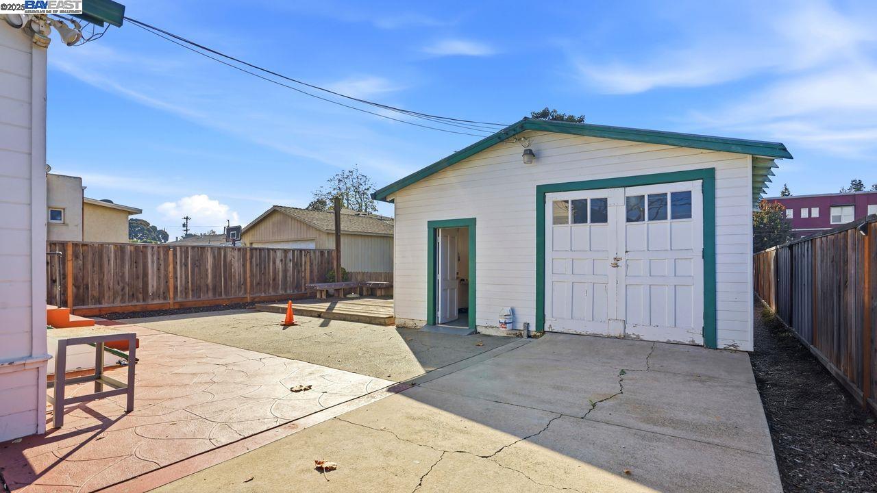 Detail Gallery Image 40 of 40 For 22825 Watkins St, Hayward,  CA 94541 - 3 Beds | 1 Baths