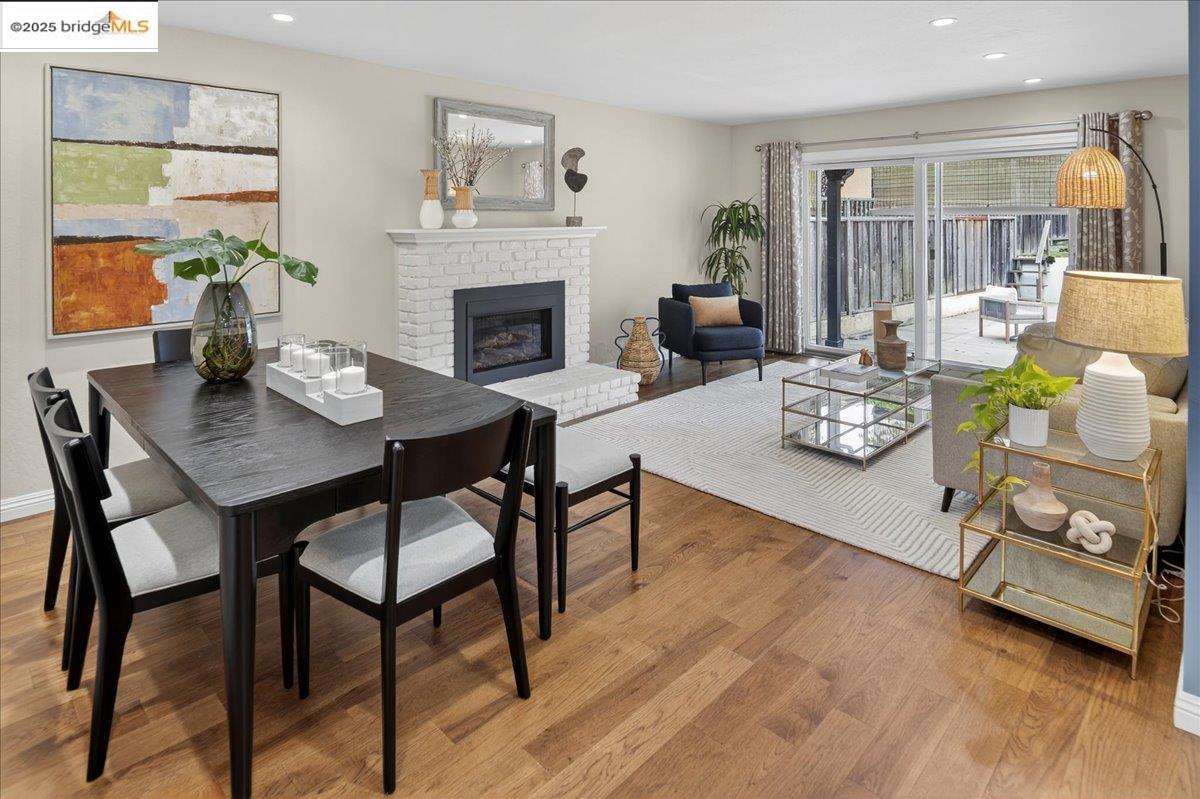 Detail Gallery Image 11 of 39 For 17957 Rockhurst Rd, Castro Valley,  CA 94546 - 3 Beds | 2 Baths