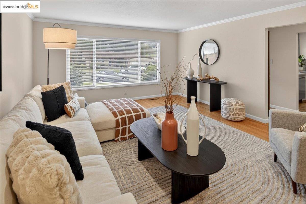 Detail Gallery Image 21 of 39 For 17957 Rockhurst Rd, Castro Valley,  CA 94546 - 3 Beds | 2 Baths