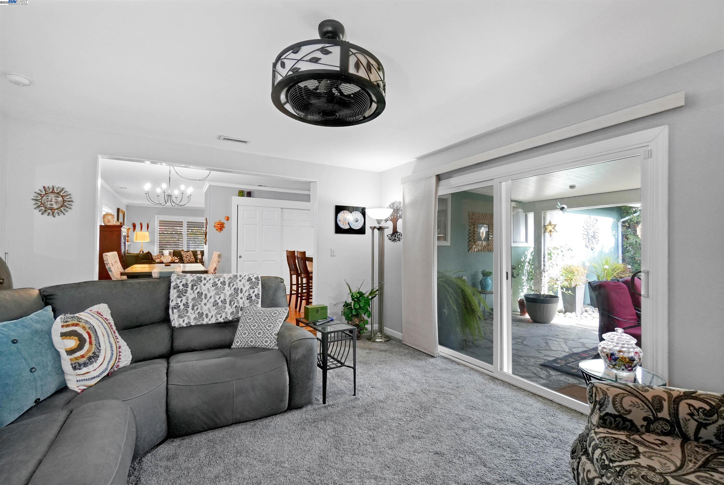 Detail Gallery Image 13 of 30 For 2472 Bradford Ave, Hayward,  CA 94545 - 3 Beds | 2 Baths