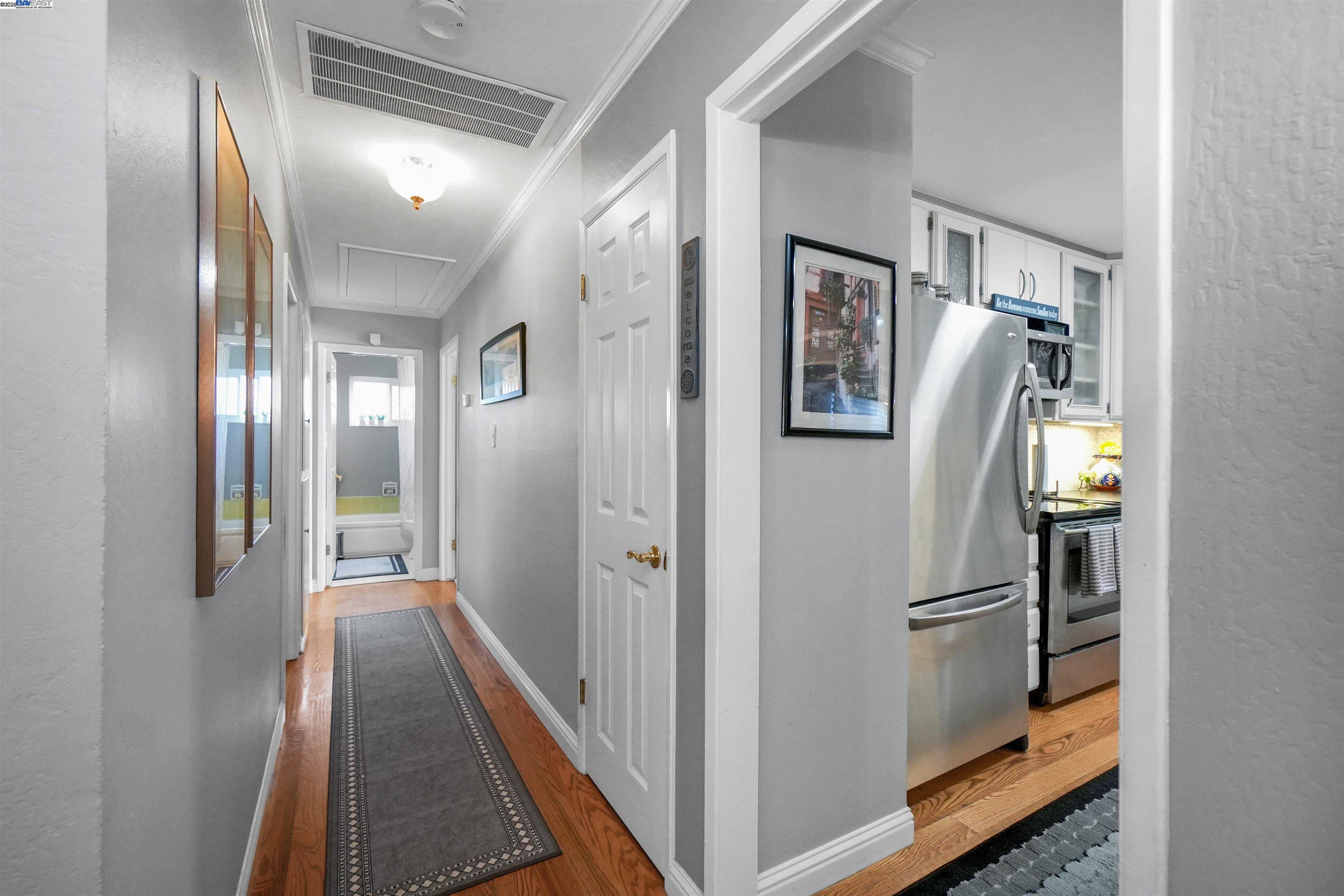 Detail Gallery Image 16 of 30 For 2472 Bradford Ave, Hayward,  CA 94545 - 3 Beds | 2 Baths