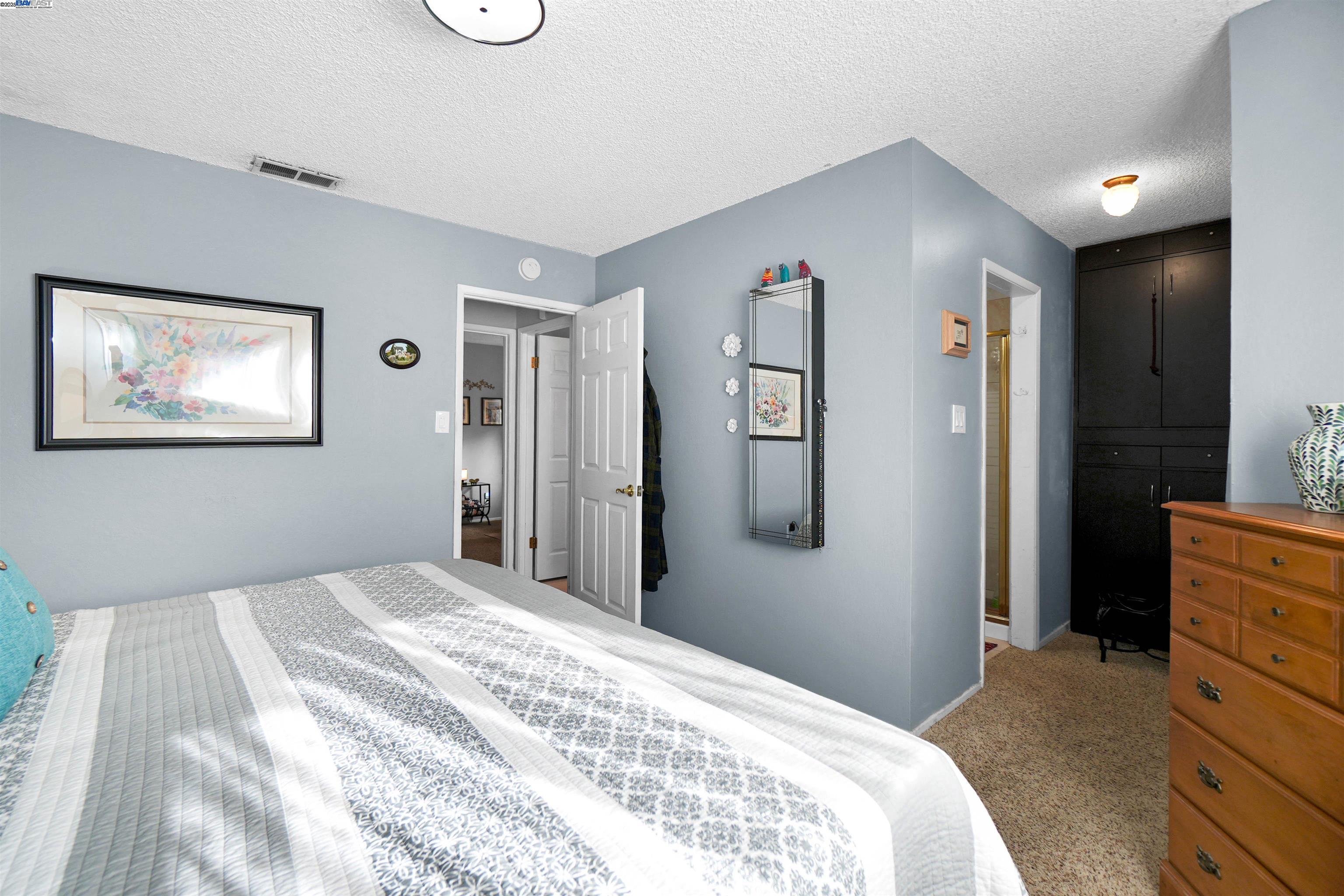 Detail Gallery Image 18 of 30 For 2472 Bradford Ave, Hayward,  CA 94545 - 3 Beds | 2 Baths