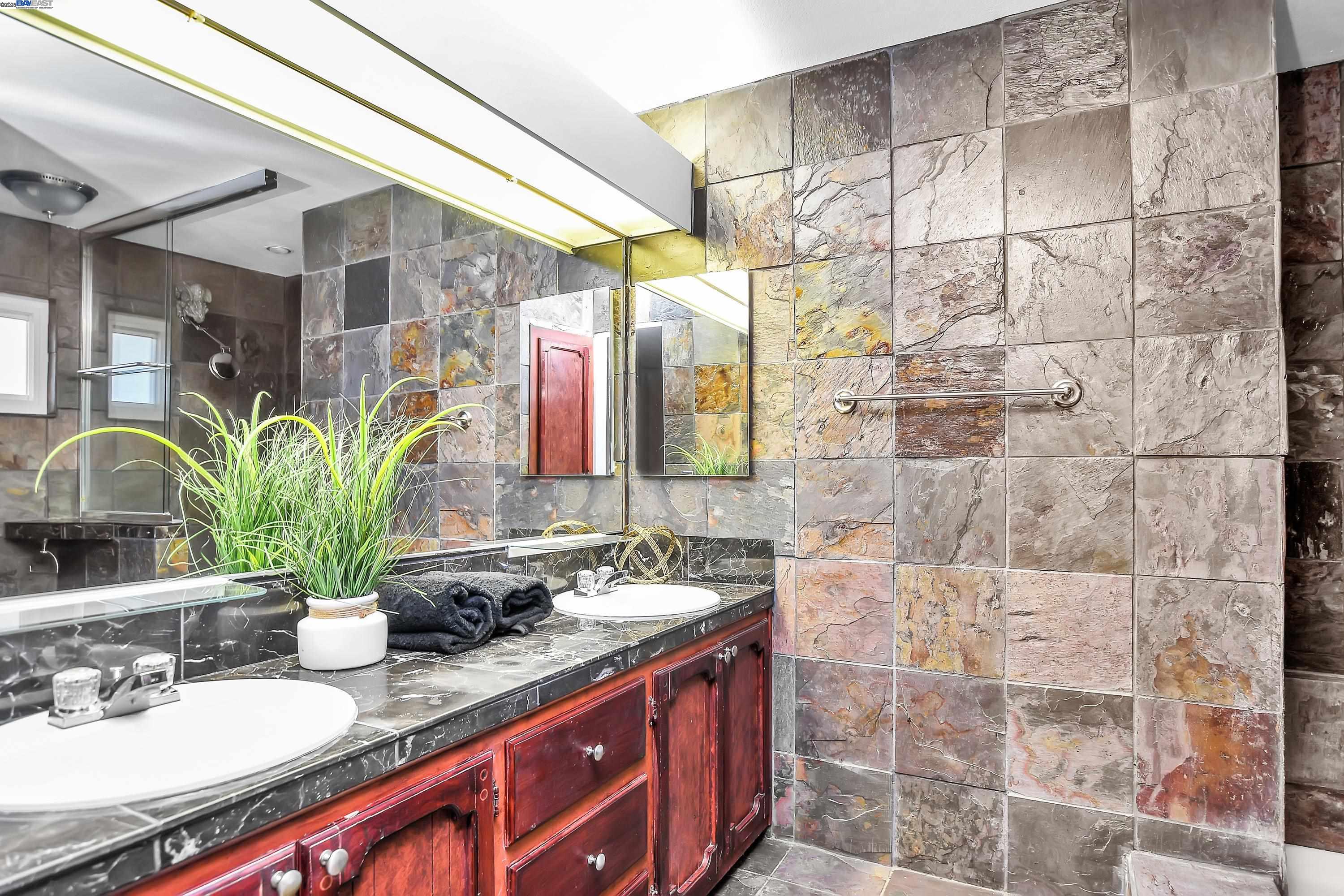 Detail Gallery Image 16 of 33 For 1402 Willow Lake, Discovery Bay,  CA 94505 - 3 Beds | 2 Baths