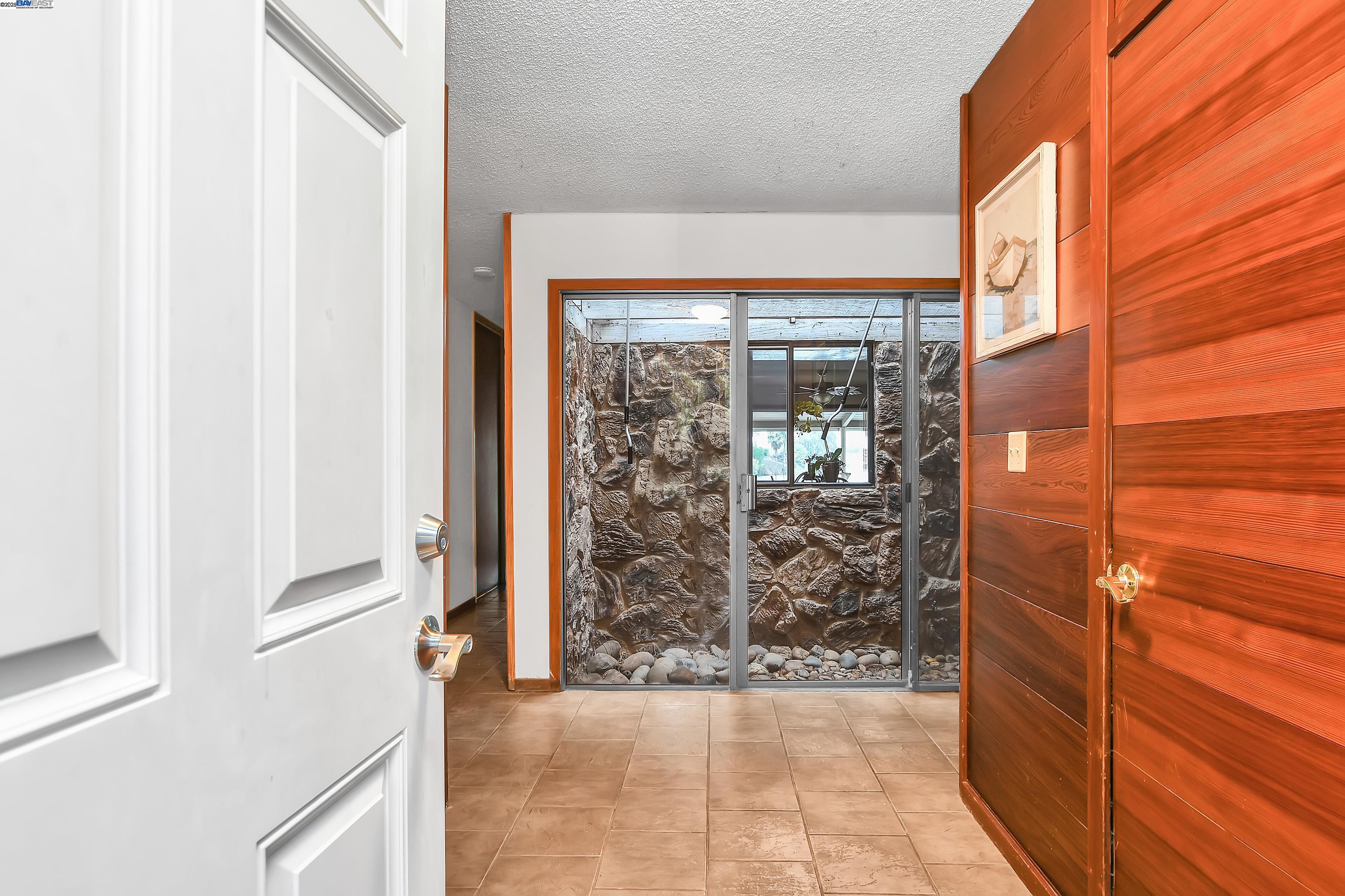 Detail Gallery Image 6 of 33 For 1402 Willow Lake, Discovery Bay,  CA 94505 - 3 Beds | 2 Baths