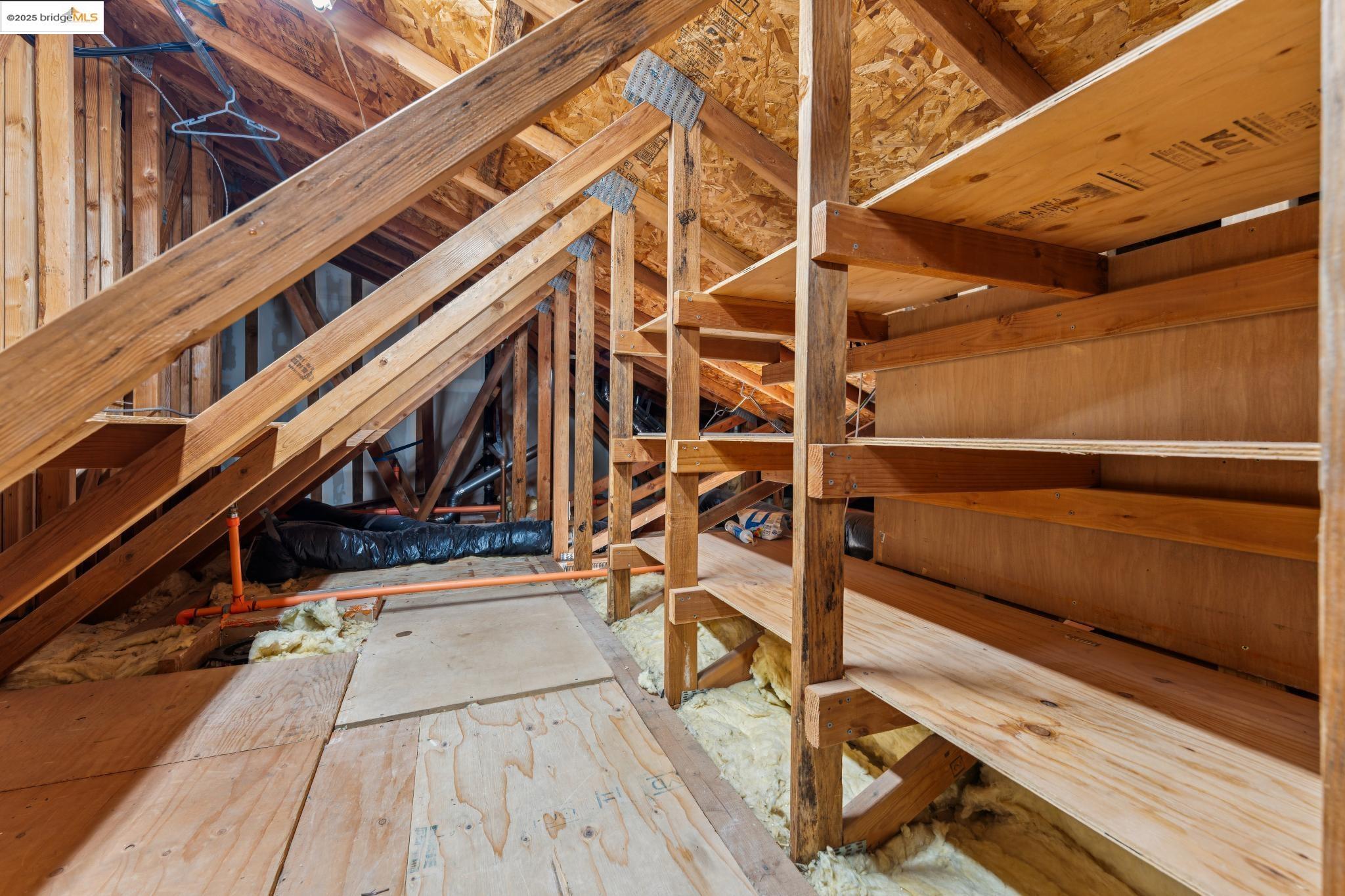 Detail Gallery Image 53 of 59 For 850 W Grand Ave #17,  Oakland,  CA 94607 - 1 Beds | 2 Baths