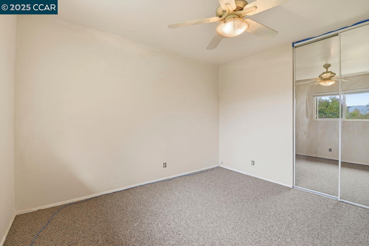 Detail Gallery Image 16 of 34 For 1135 Corrie Ln, Walnut Creek,  CA 94597-1804 - 4 Beds | 2/1 Baths