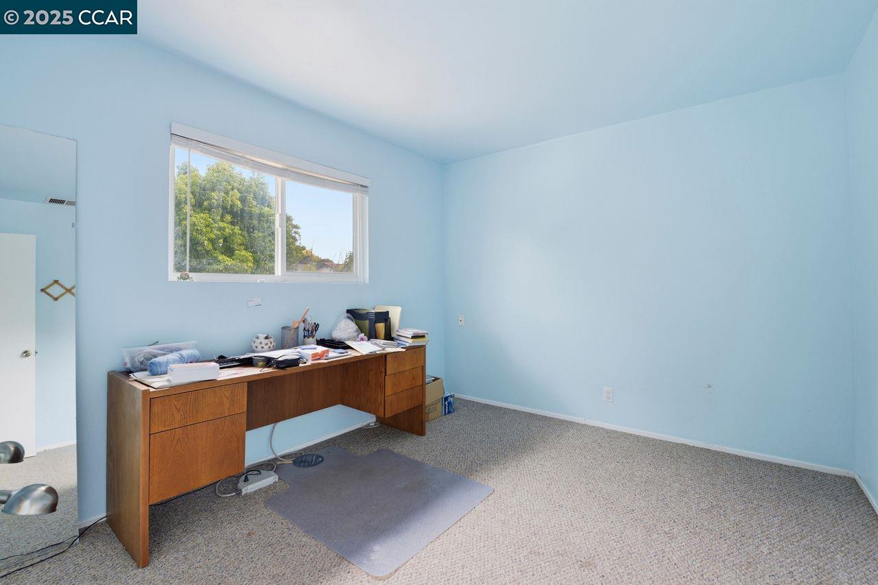 Detail Gallery Image 22 of 34 For 1135 Corrie Ln, Walnut Creek,  CA 94597-1804 - 4 Beds | 2/1 Baths