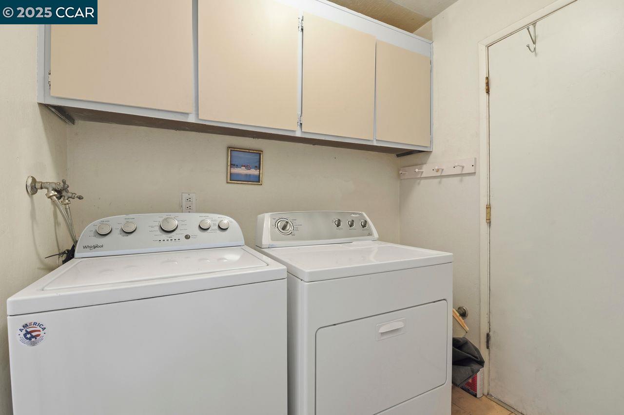 Detail Gallery Image 27 of 34 For 1135 Corrie Ln, Walnut Creek,  CA 94597-1804 - 4 Beds | 2/1 Baths