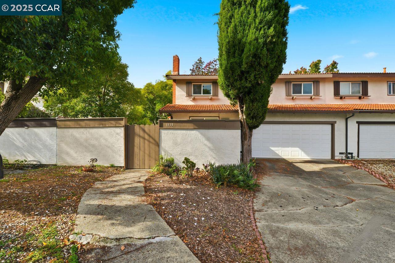 Detail Gallery Image 33 of 34 For 1135 Corrie Ln, Walnut Creek,  CA 94597-1804 - 4 Beds | 2/1 Baths