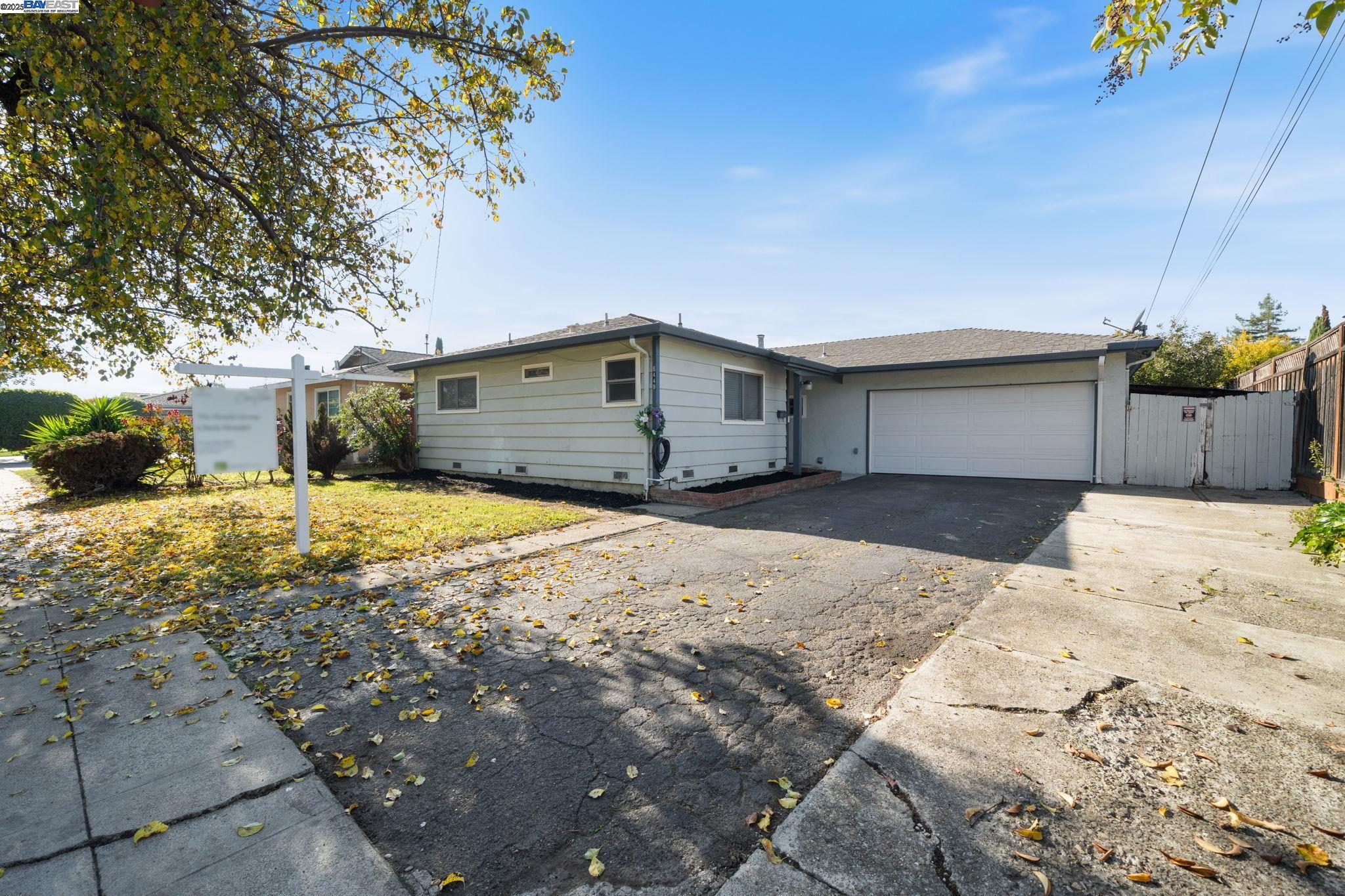 Front Image Thumbnail for BE41118893