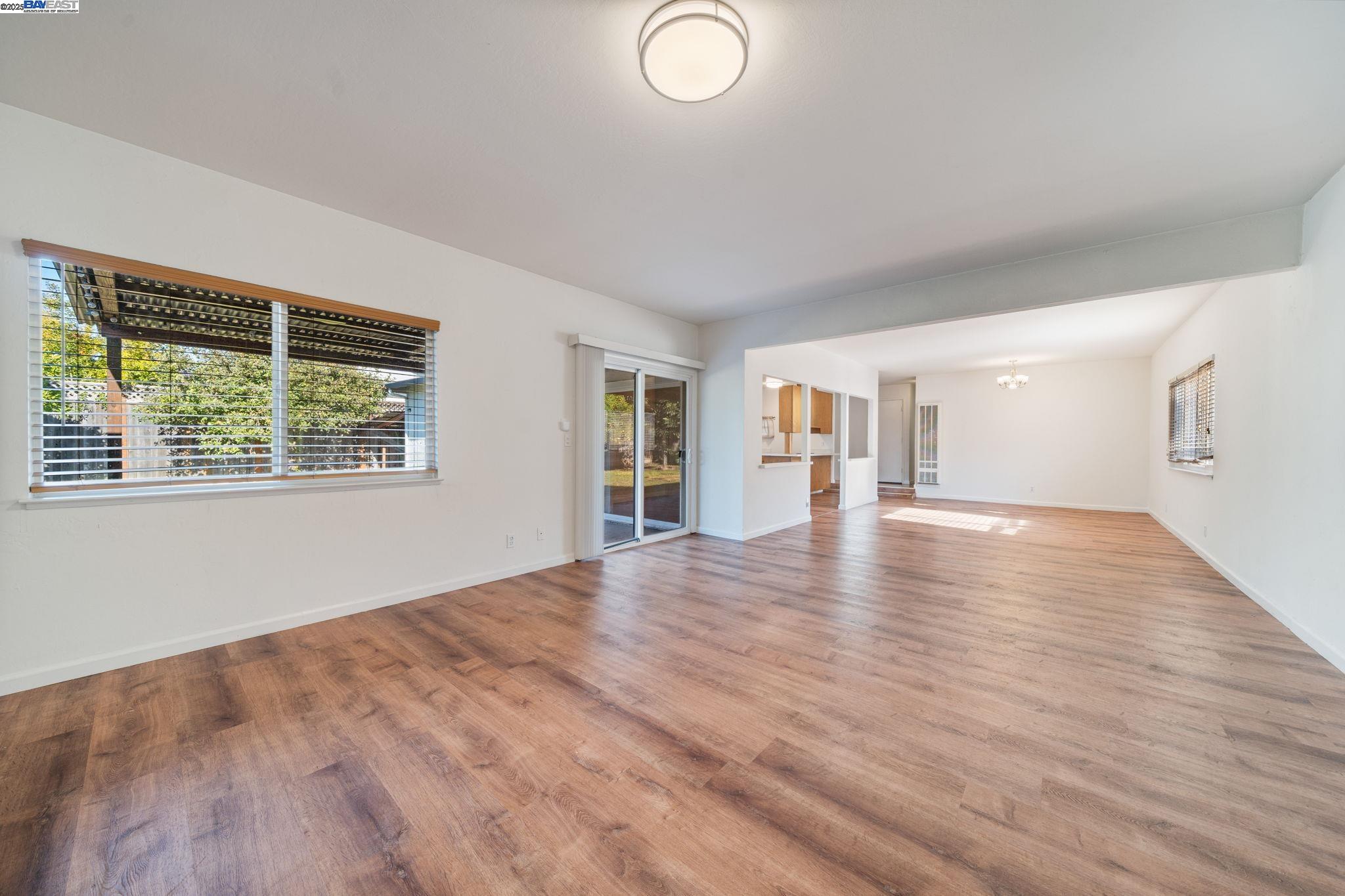 Detail Gallery Image 11 of 28 For 6449 Cedar Blvd, Newark,  CA 94560 - 4 Beds | 2 Baths