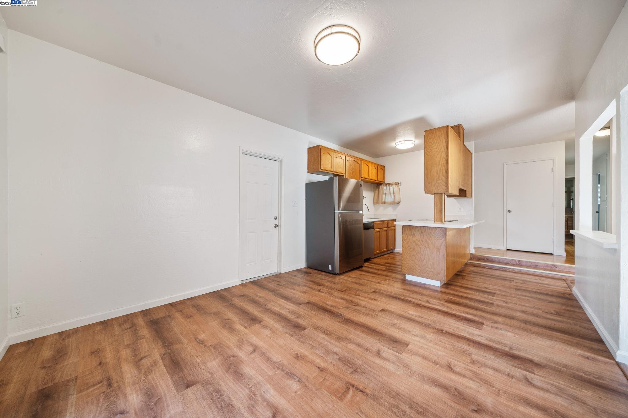 Detail Gallery Image 13 of 28 For 6449 Cedar Blvd, Newark,  CA 94560 - 4 Beds | 2 Baths