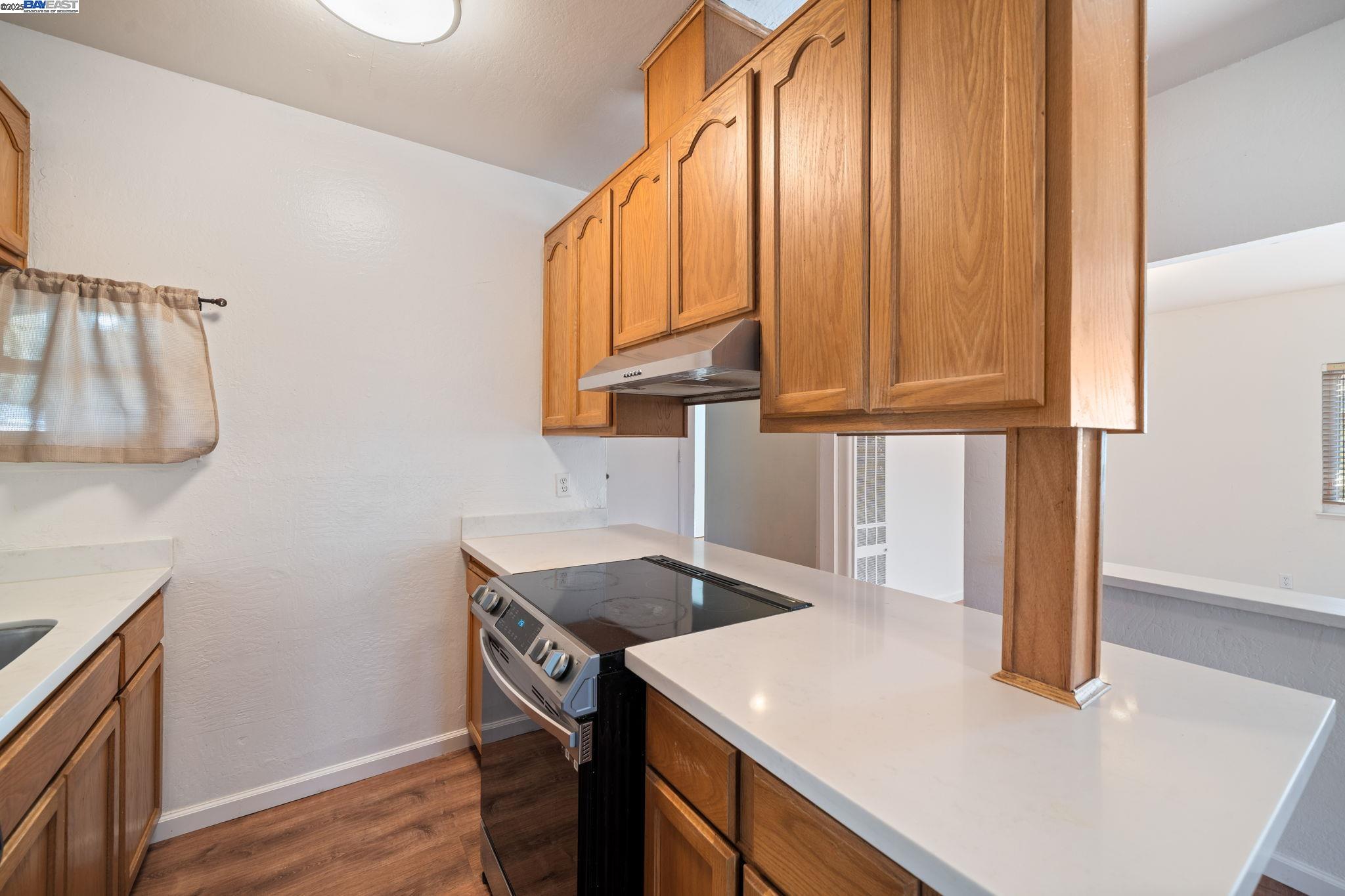 Detail Gallery Image 15 of 28 For 6449 Cedar Blvd, Newark,  CA 94560 - 4 Beds | 2 Baths