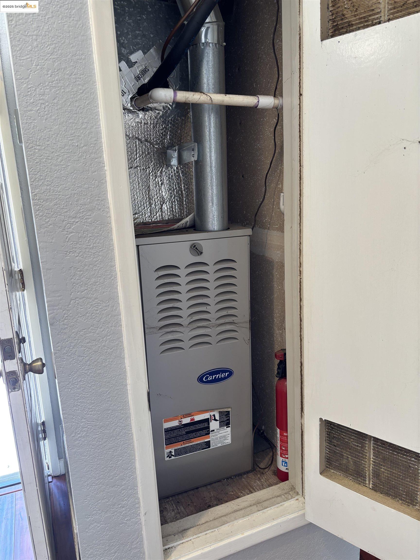 Detail Gallery Image 13 of 18 For 388 Mill Rd, Martinez,  CA 94553 - 2 Beds | 2 Baths